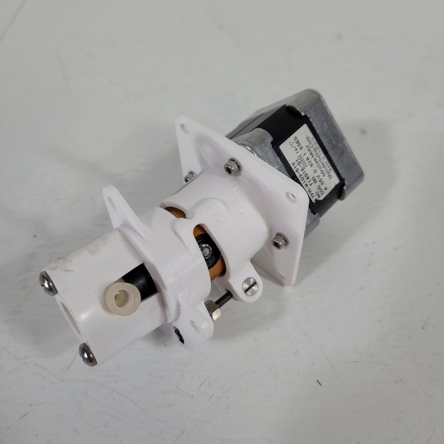 Fluid Metering Inc B96035 Precision Rotary Piston Pump 17PM-K103-51V White Mount
