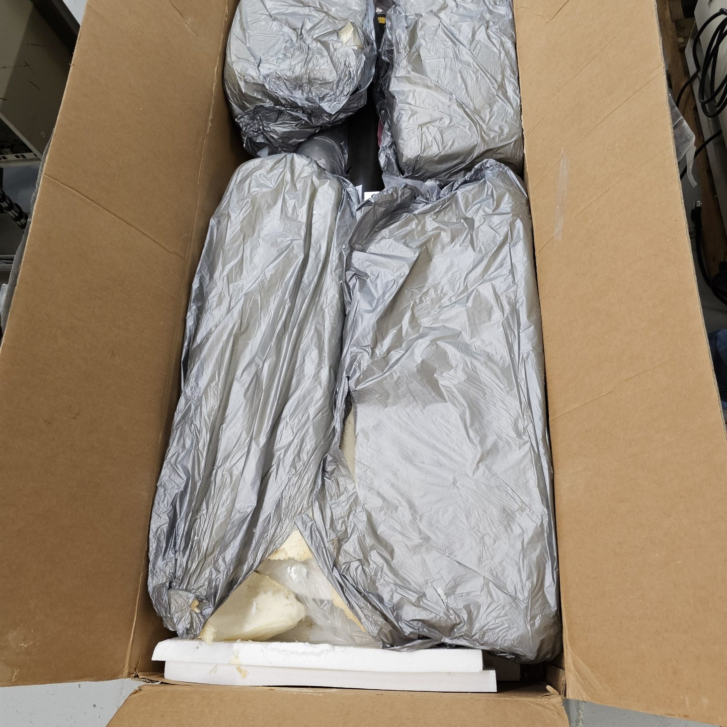 VAT ISO-F DN 320 Pneumatic High Vacuum Gate Valve LF 12" 12050-TA44-ABQ1 304SS