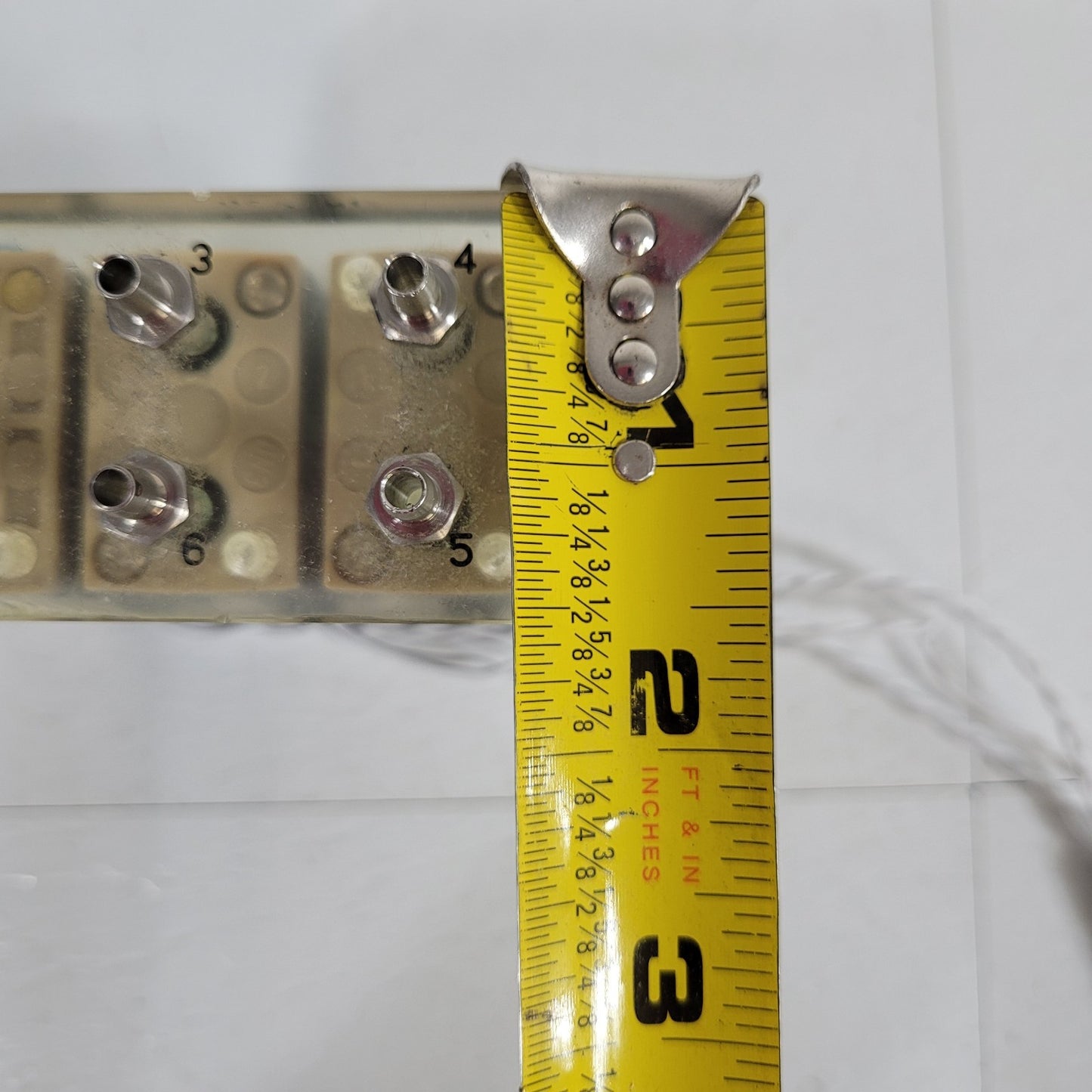 Burkert A51414 3 Station UC8MM Solenoid Valve Manifold 24VDC 43psi 5W Three Way