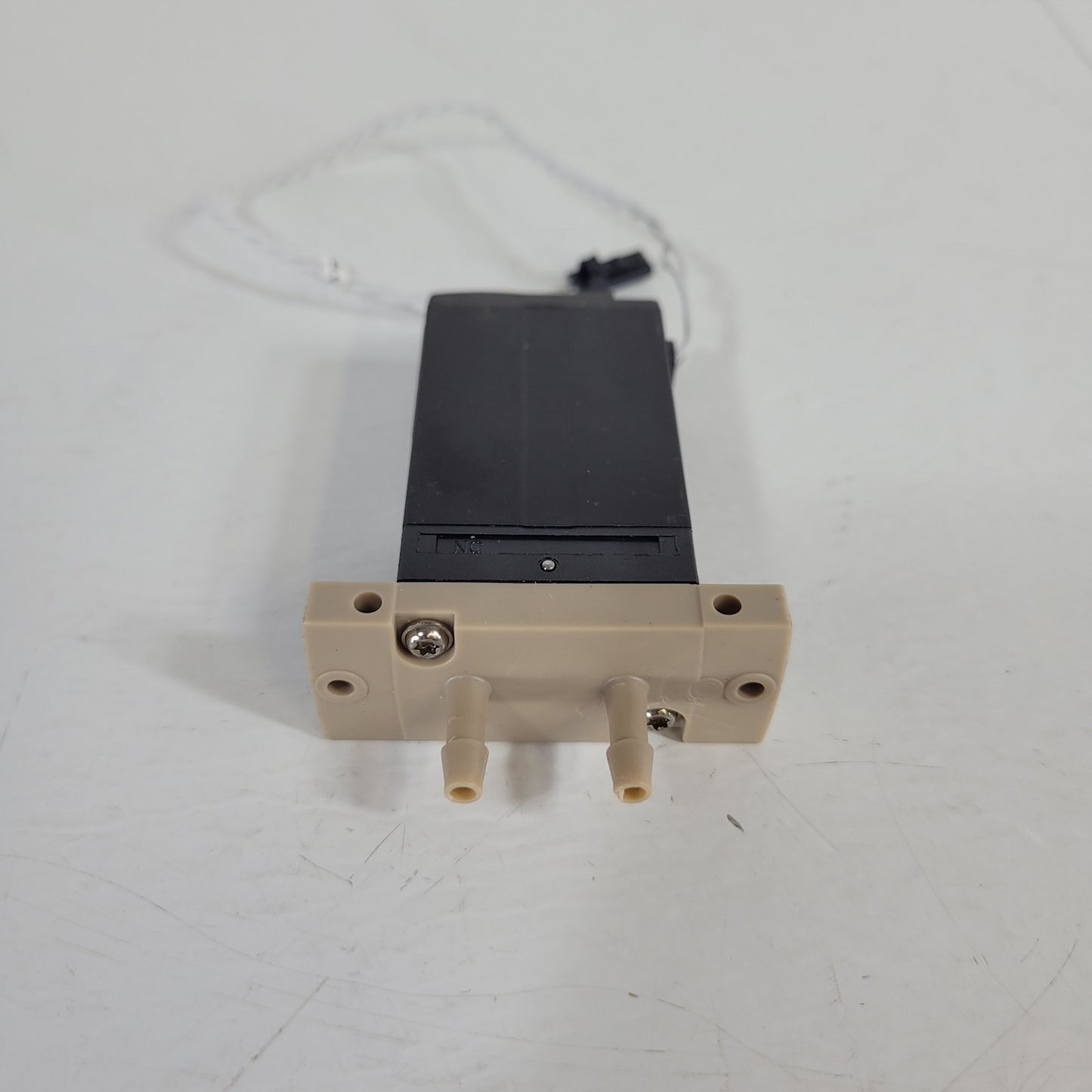 Burkert BCI A90972 Solenoid Valve 24V 5W 43psi Max Normally Closed UC3MT 2 Wire