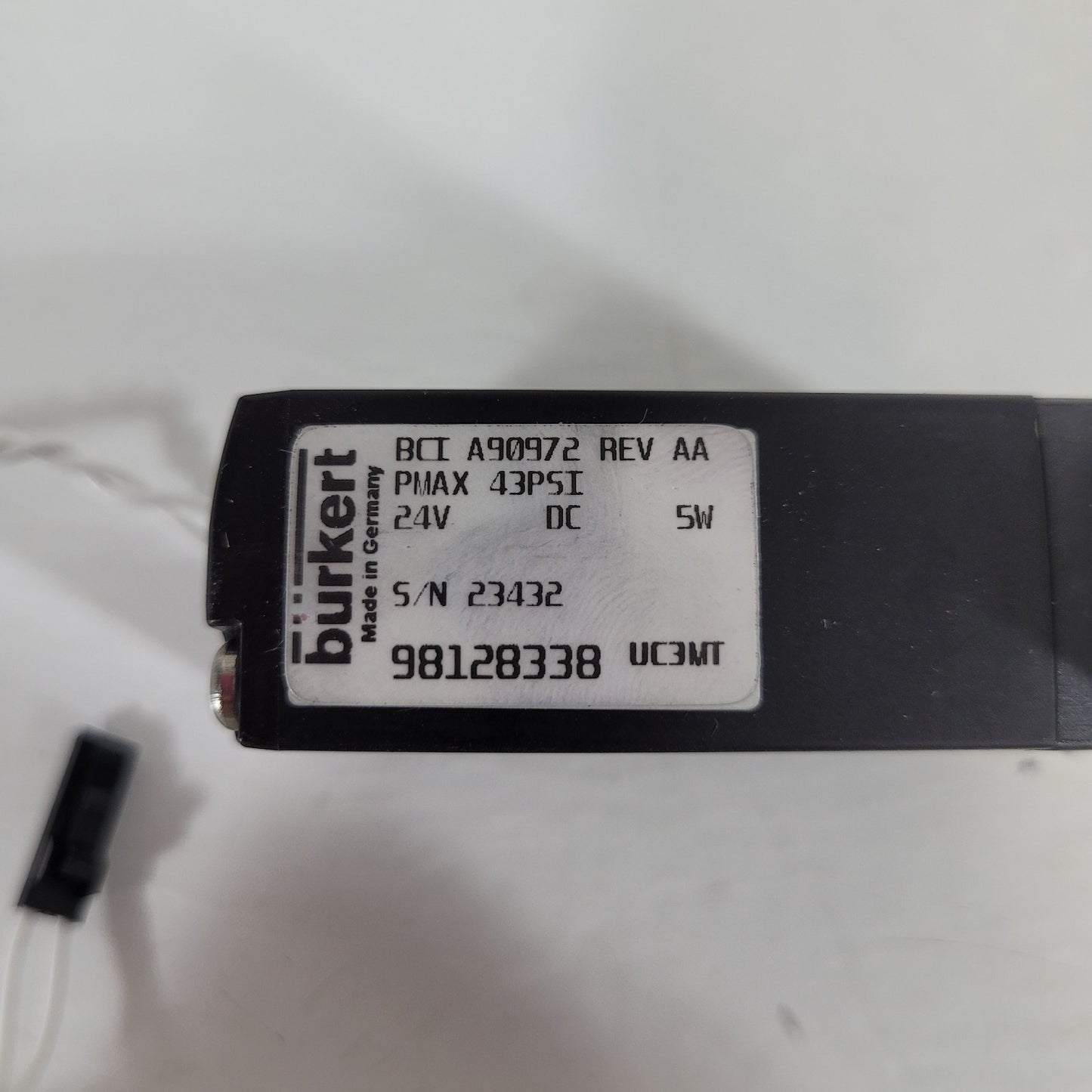 Burkert BCI A90972 Solenoid Valve 24V 5W 43psi Max Normally Closed UC3MT 2 Wire
