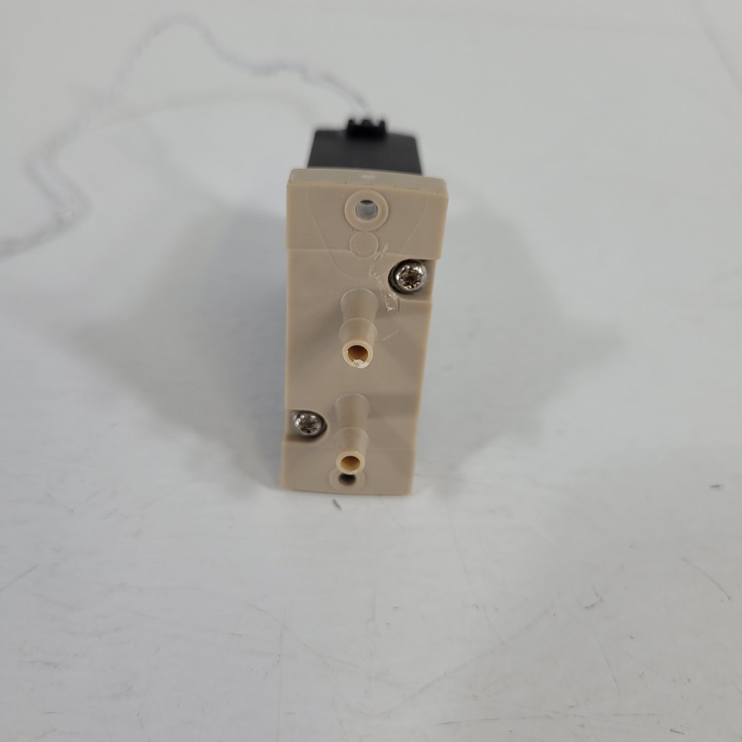 Burkert BCI A90972 Solenoid Valve 24V 5W 43psi Max Normally Closed UC3MT 2 Wire