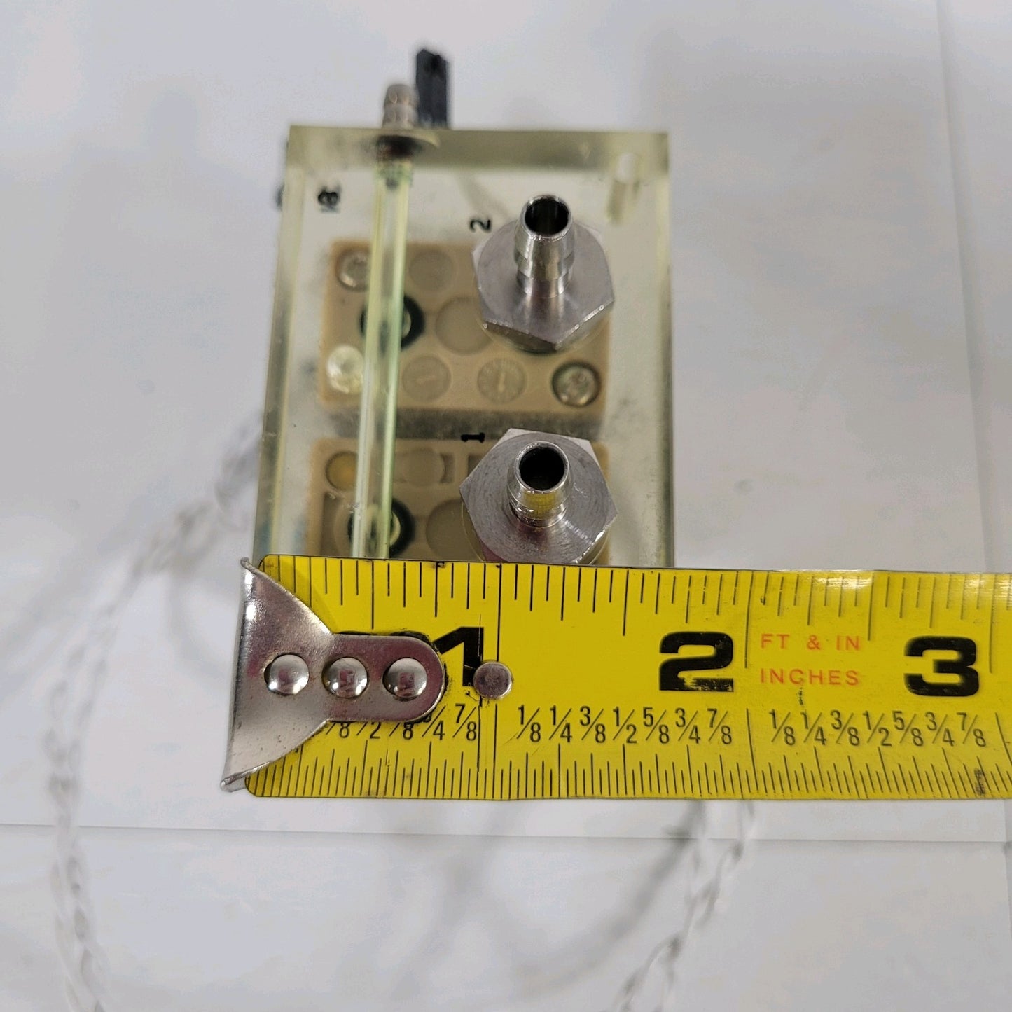 Burkert 774457 2 Station Solenoid Valve Manifold 24VDC 5W 43psi Max NC Operation