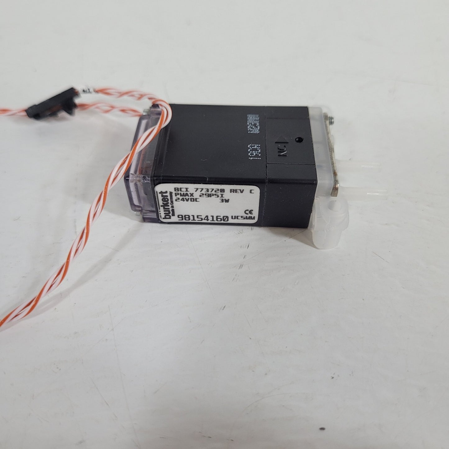 Burkert 773720 Solenoid Valve W23MM 24VDC 3W 29psi Max UC5MM NC 98154160
