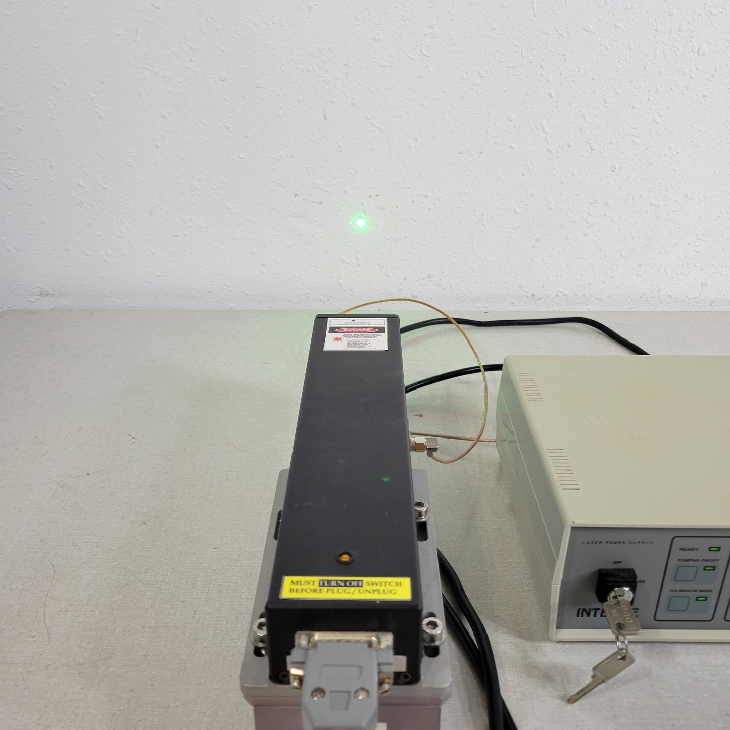 Intelite GSQAOM32-25 Pulsed Laser Controller w/ DPSSL Nd 532nm 1064nm Head 150uJ