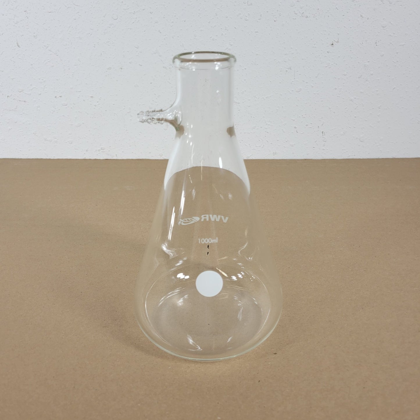 CHIPPED FITTING VWR 1000mL 1L Borosilicate Glass Filtering Flask w/ Sidearm Hose