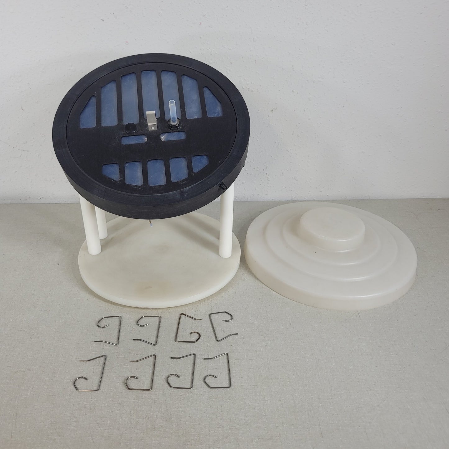 Harrison Research 7924T Chromatotron Centrifugal Thin-layer Chromatograph