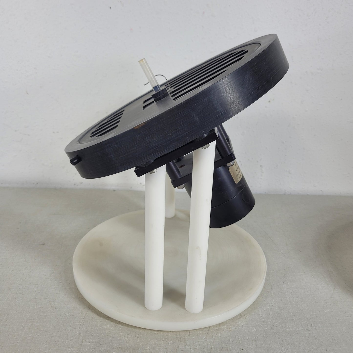 Harrison Research 7924T Chromatotron Centrifugal Thin-layer Chromatograph