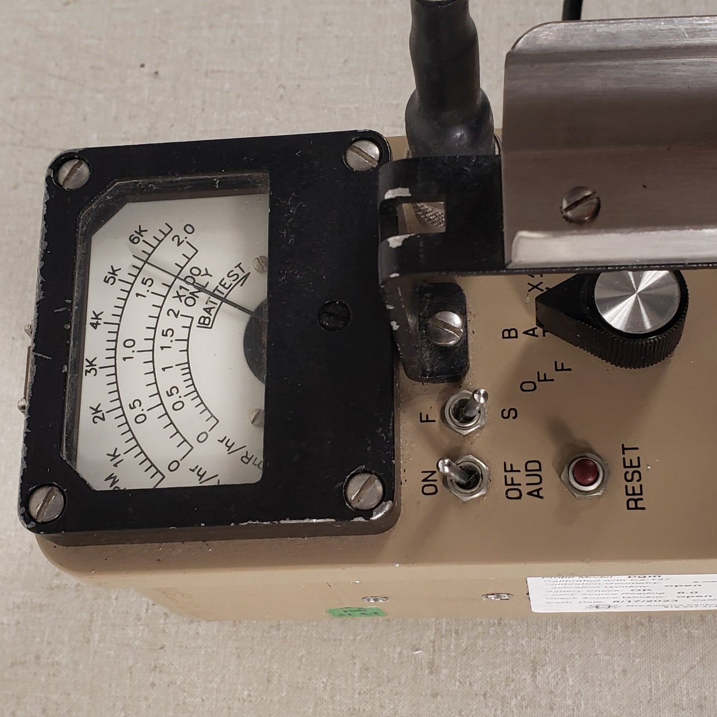 TESTED Ludlum Model 3 Radiation Survey Meter Geiger Counter w 44-9 Pancake Probe