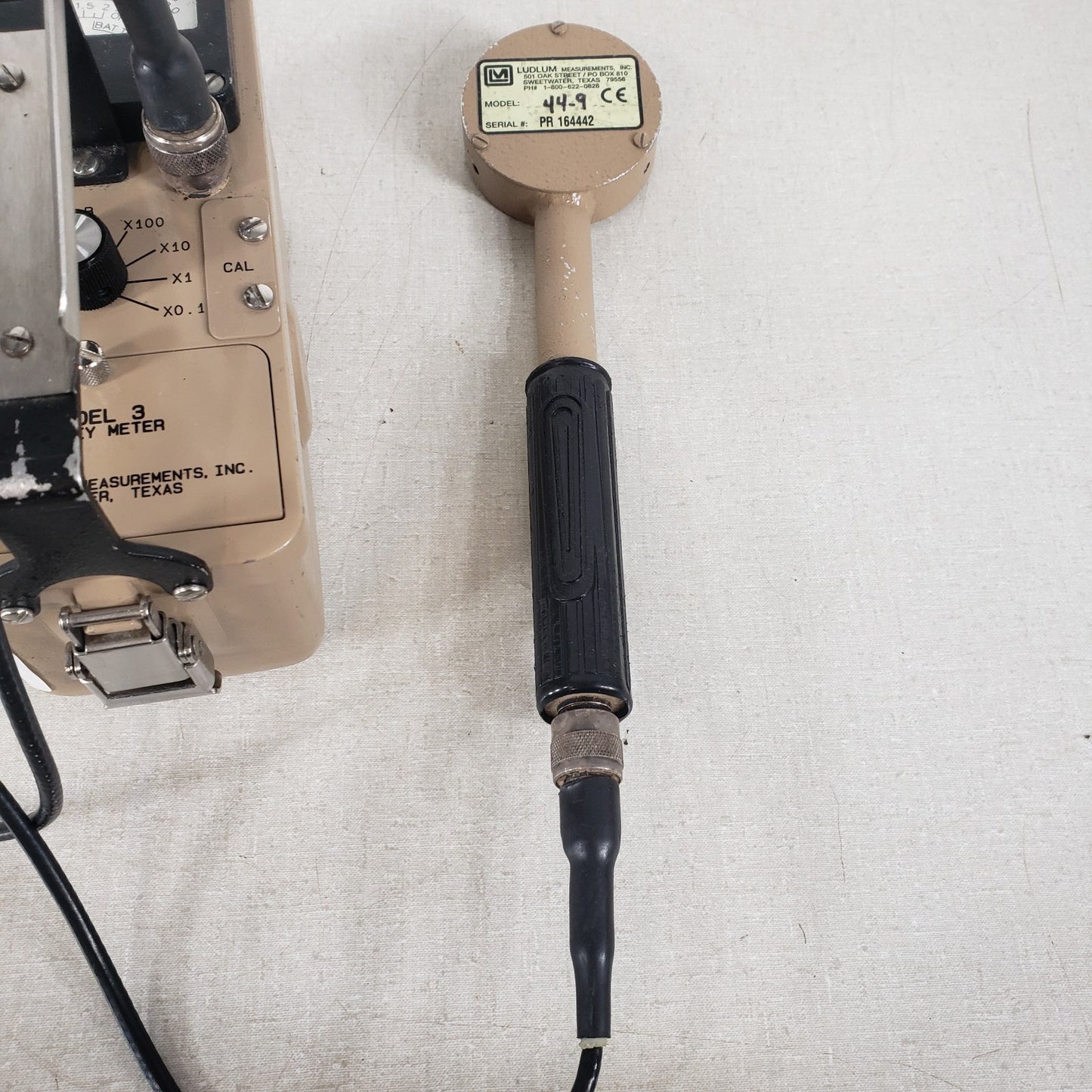 TESTED Ludlum Model 3 Radiation Survey Meter Geiger Counter w 44-9 Pancake Probe