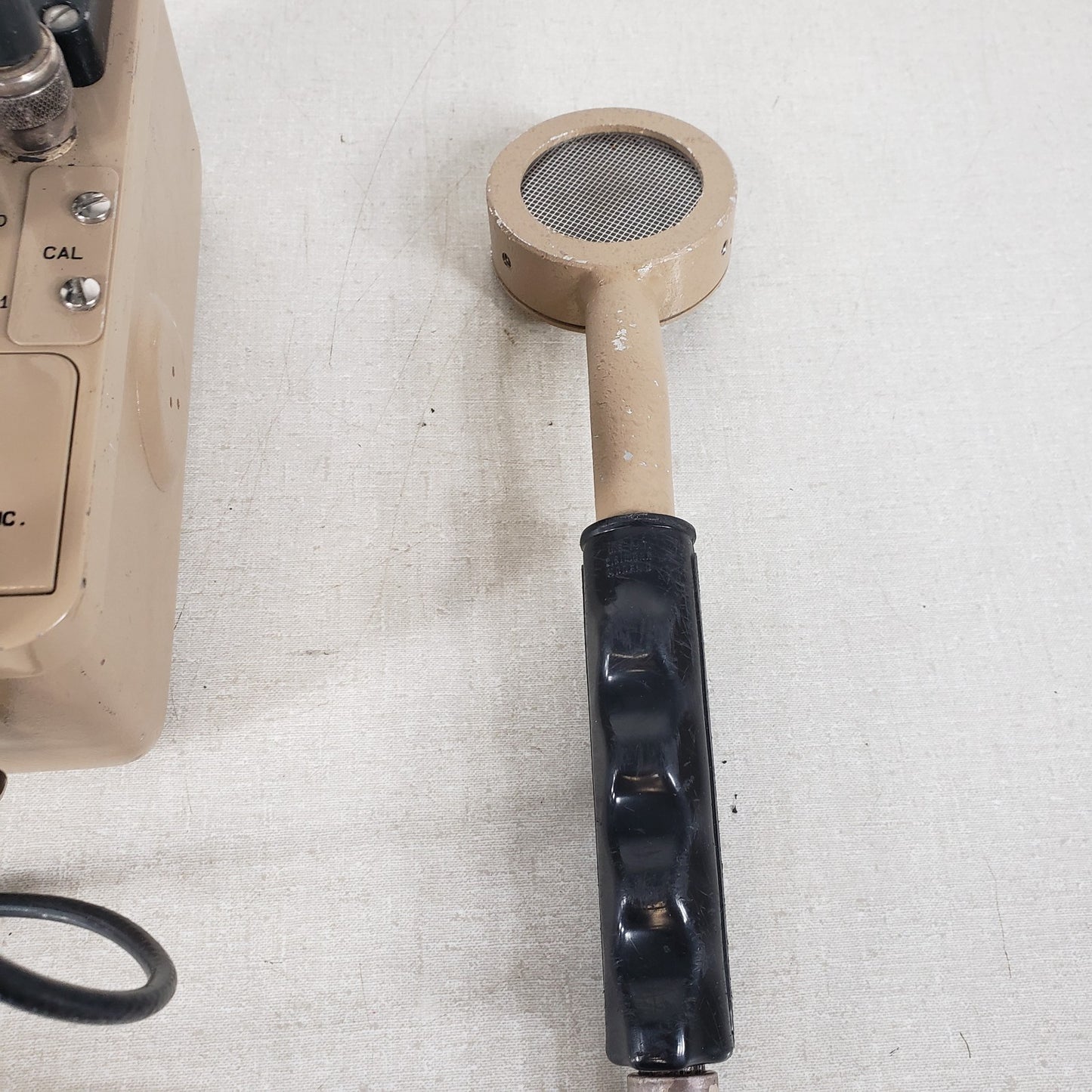 TESTED Ludlum Model 3 Radiation Survey Meter Geiger Counter w 44-9 Pancake Probe