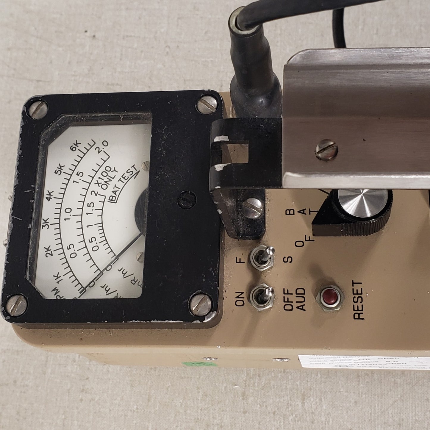 TESTED Ludlum Model 3 Radiation Survey Meter Geiger Counter w 44-9 Pancake Probe