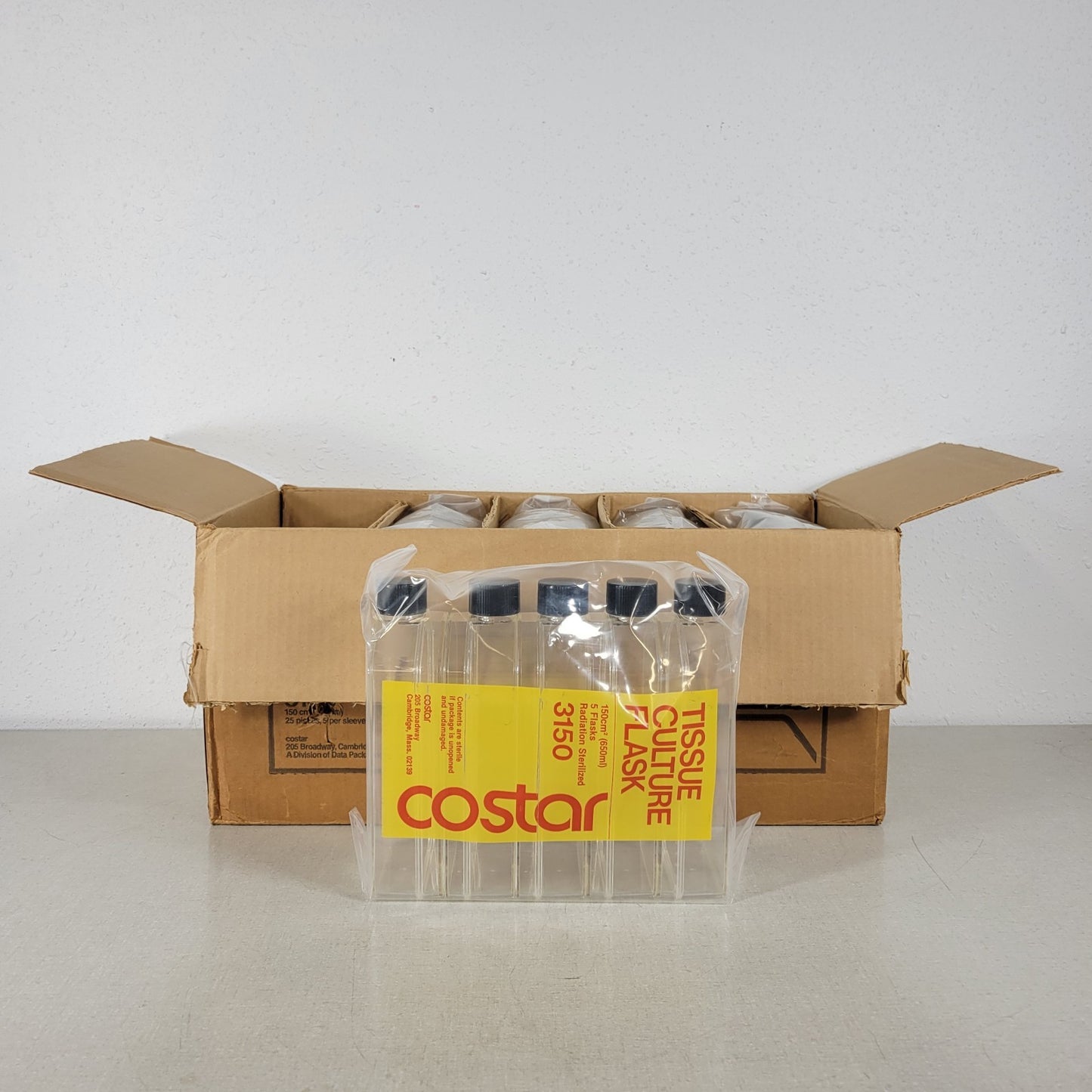 *Lot of 25* Corning Costar 3150 650ml Tissue Culture Flask Cell Straight Neck