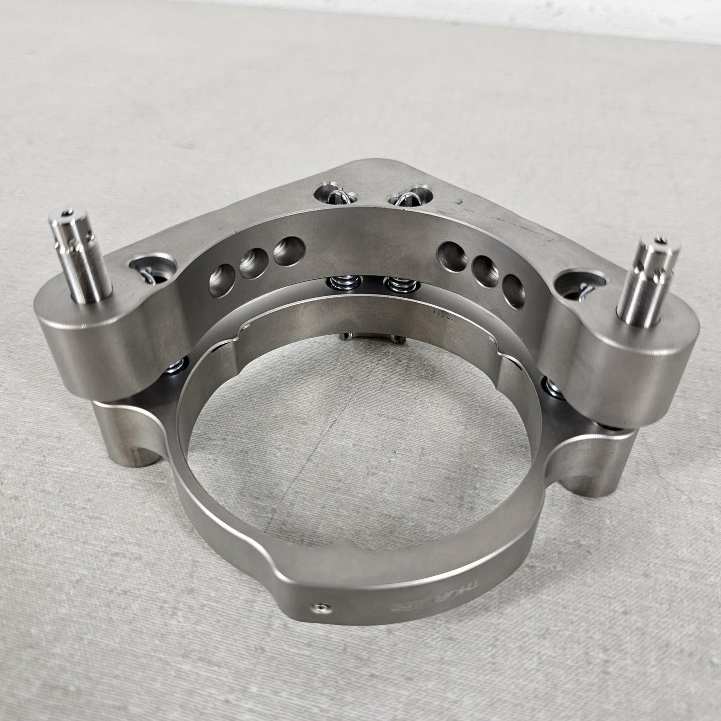 THORLABS K3S4 Polaris 3" Dia Optic Mount, 2 Adjusters High Vacuum Compatible