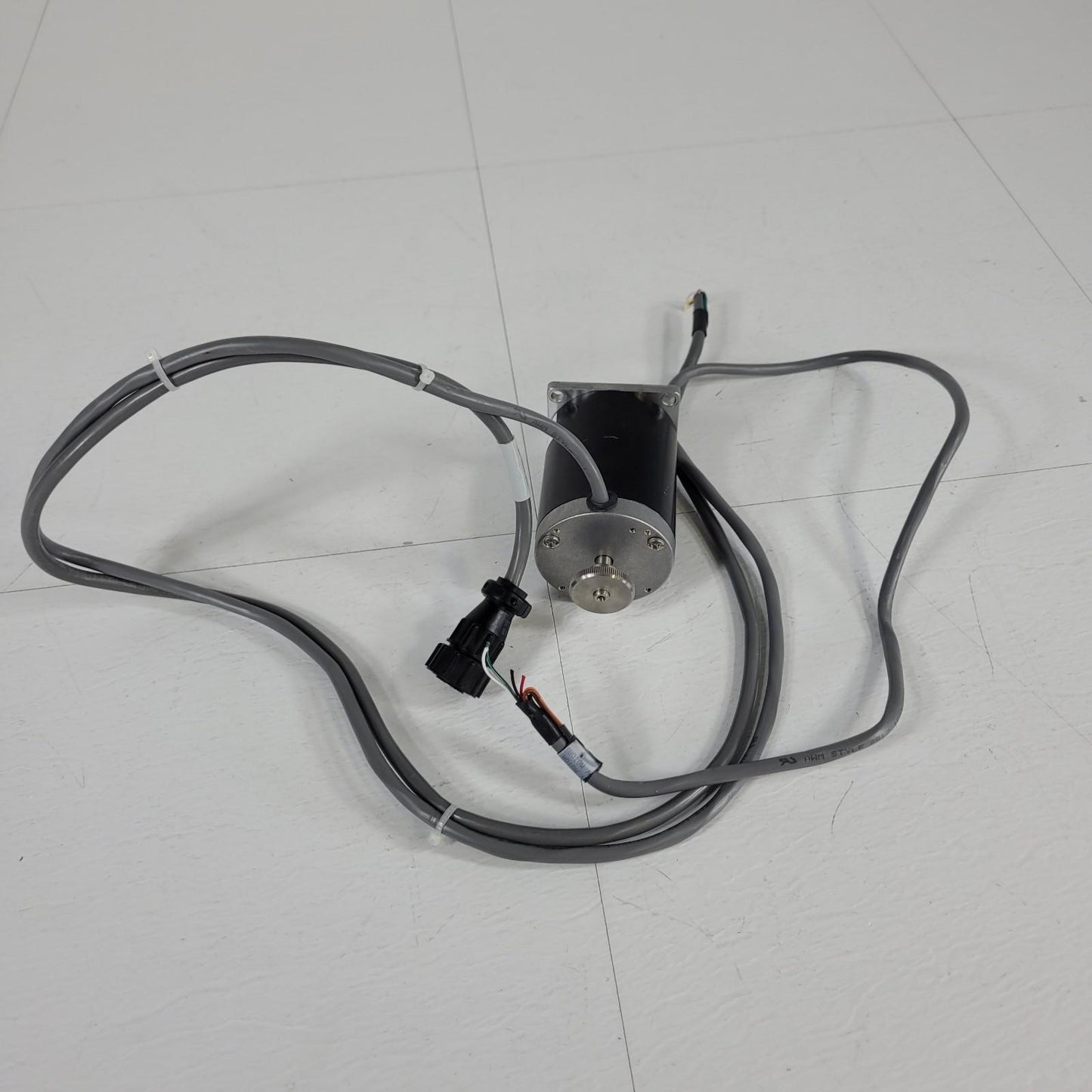 Parker S57-83-MO Compumotor Stepper Motor AMP 5023-067 2-Phase