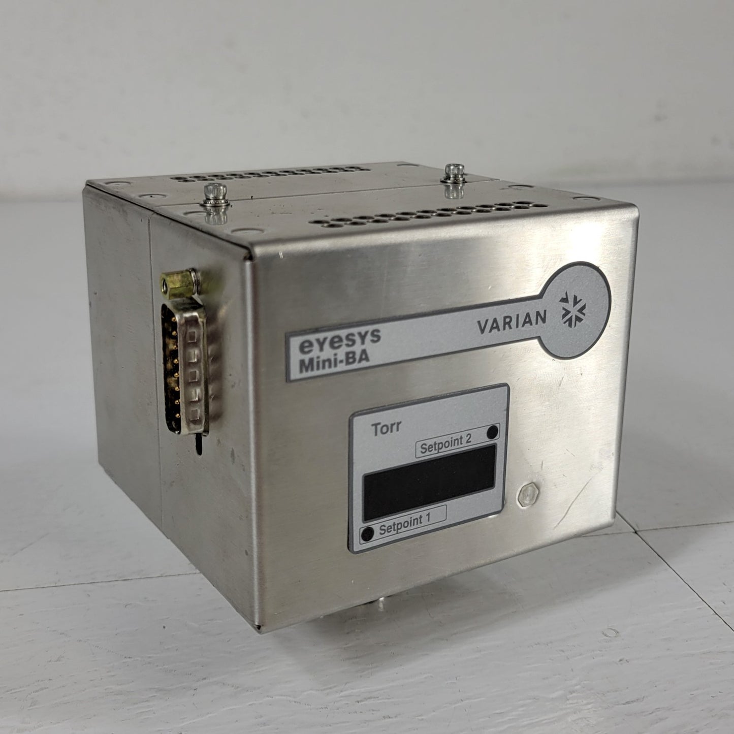 Varian EYESYS MINI-B/A R015032101 Vacuum Gauge Bayard Alpert KF16 NW16