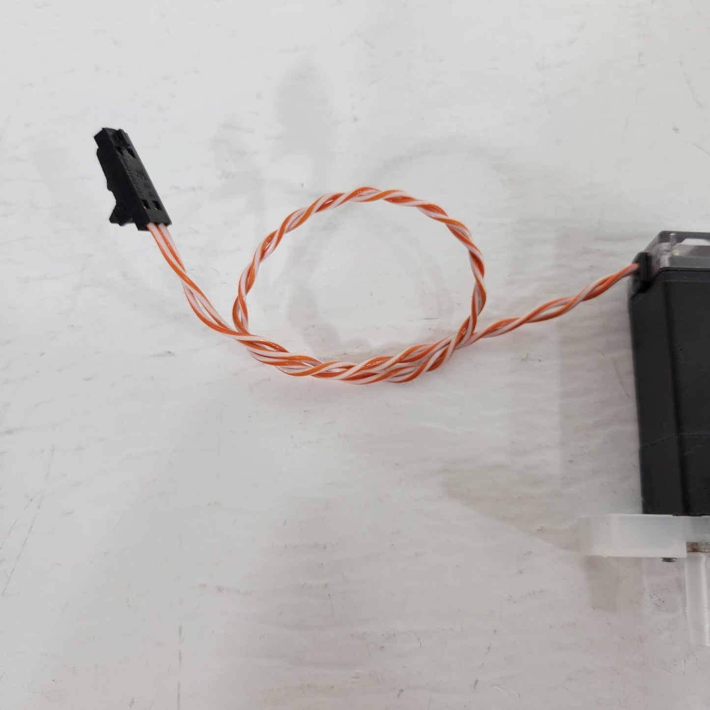 Burkert 98123432 BCI A86622 29psi Max 24VDC 3W 3 Way Solenoid Valve UC5MM 2 Wire