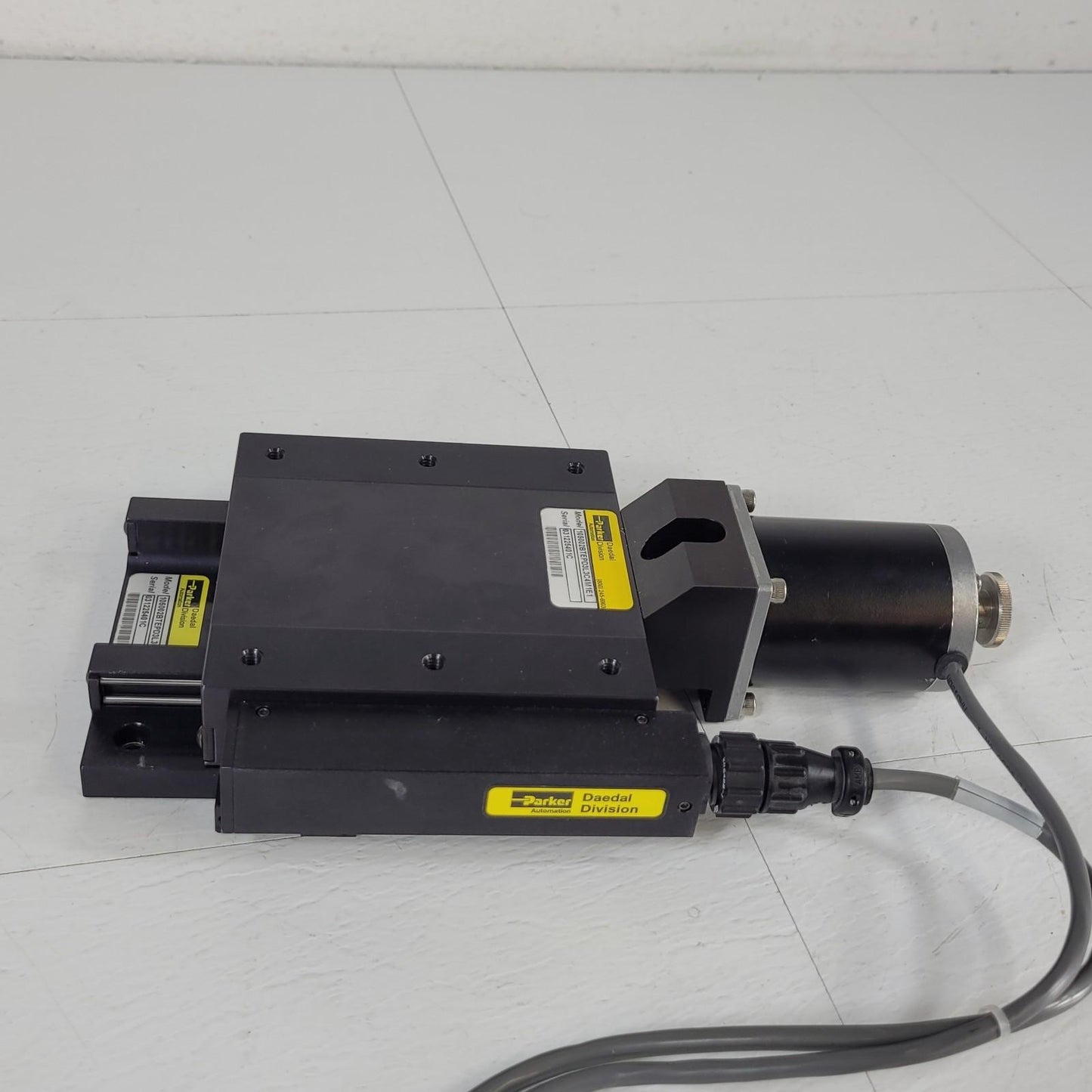 Parker Deadal 105002BTEPD3L3C4M1E1 Linear Positioning Stage 2" Travel