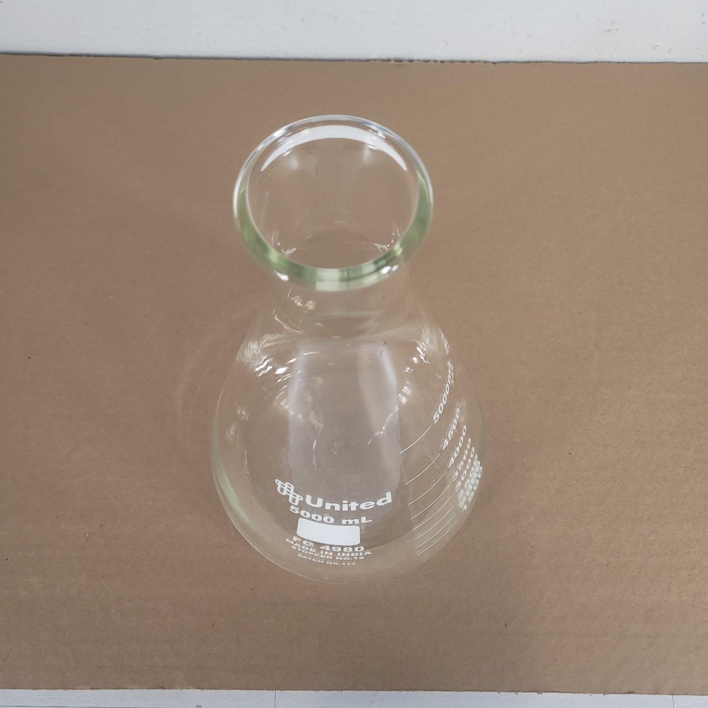 United Scientific FG4980-5000 5000mL 5L Borosilicate Glass Erlenmeyer Flask