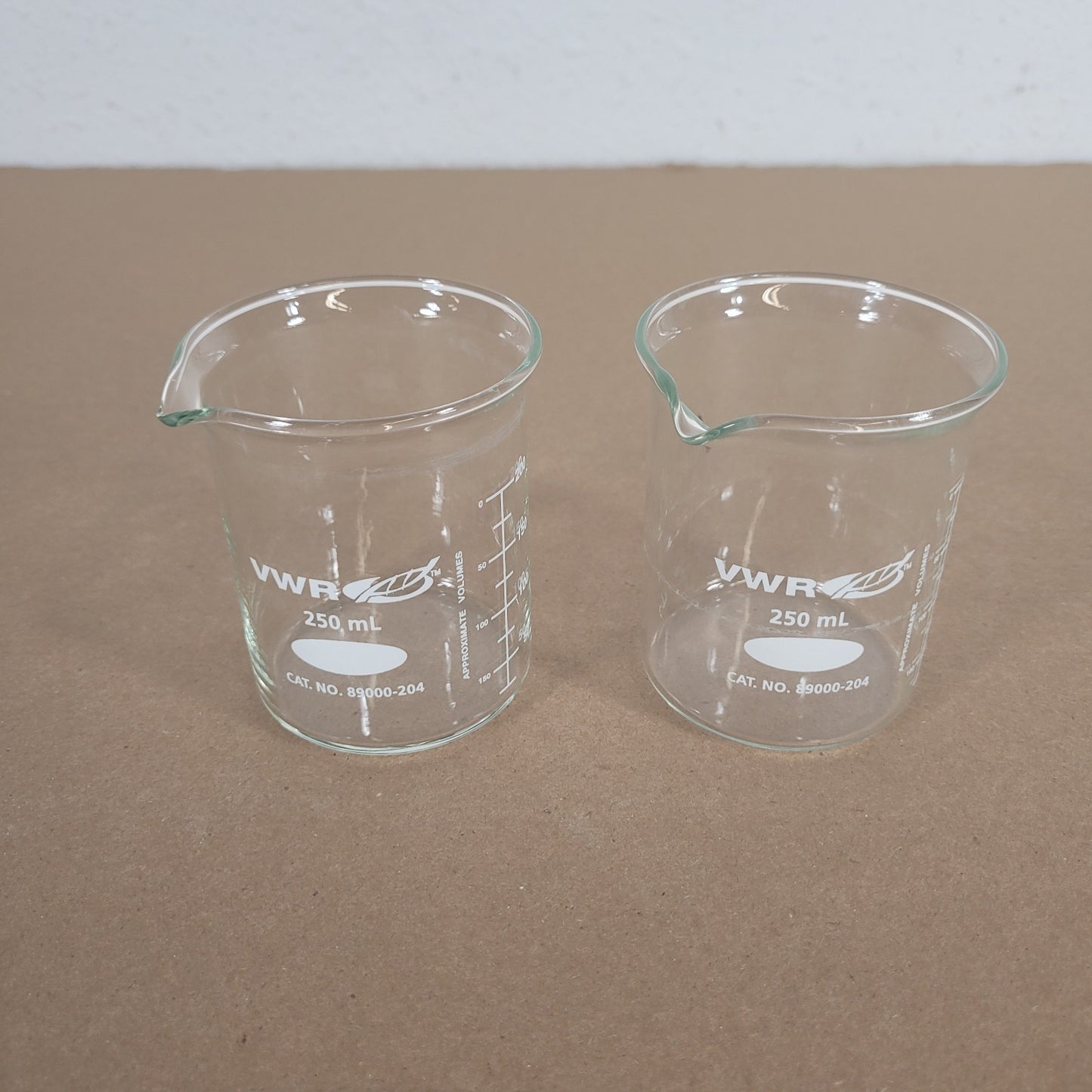 *Lot of 2* VWR 89000-204 250mL Borosilicate Glass Low Form Beaker