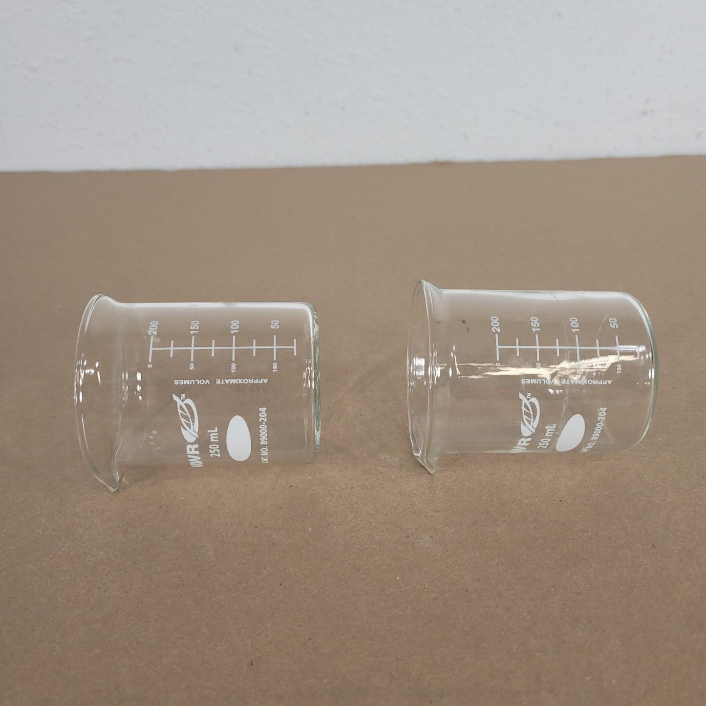 *Lot of 2* VWR 89000-204 250mL Borosilicate Glass Low Form Beaker