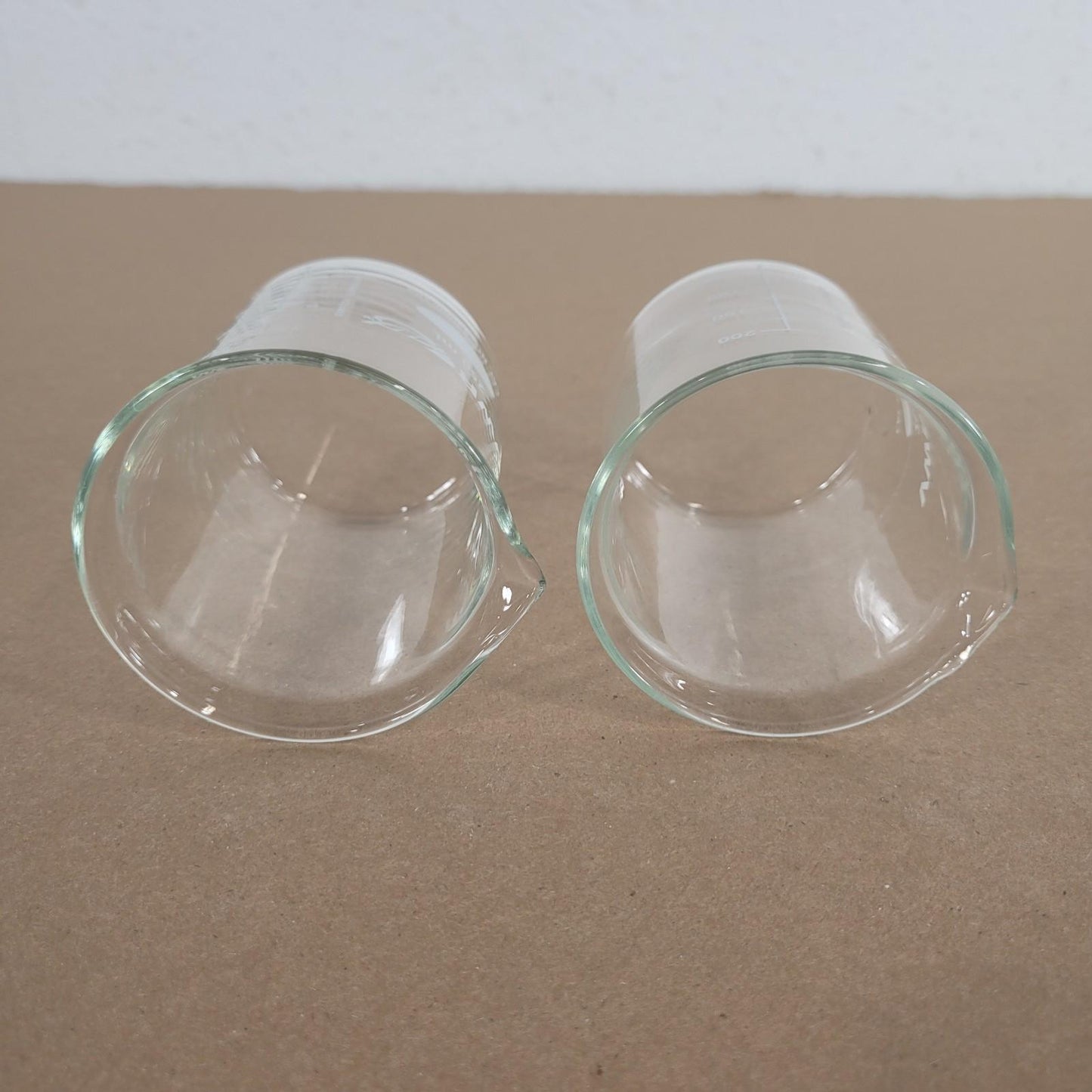 *Lot of 2* VWR 89000-204 250mL Borosilicate Glass Low Form Beaker