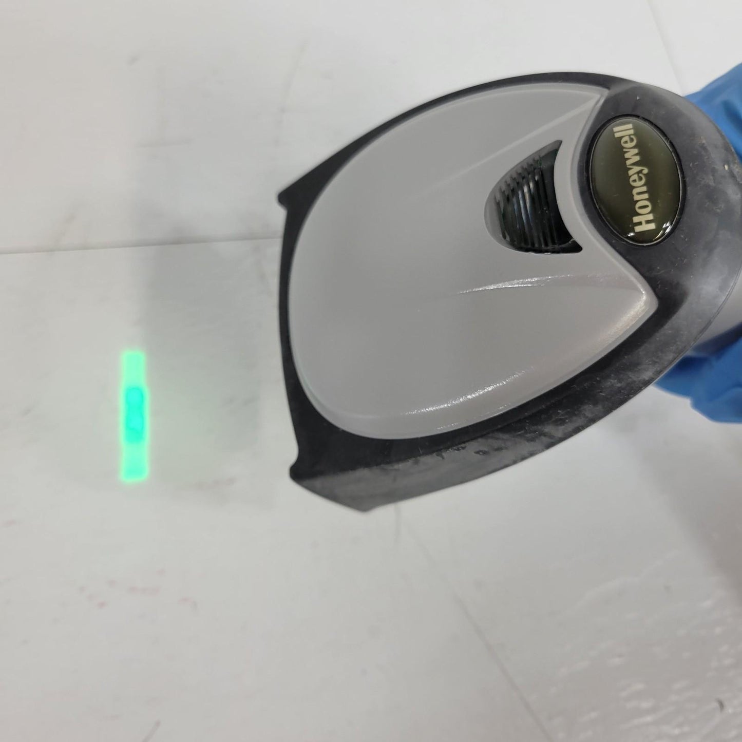 Honeywell Jadak JDK-1217 B Handheld Barcode Scanner w/ USB Cable & Ferrite Core