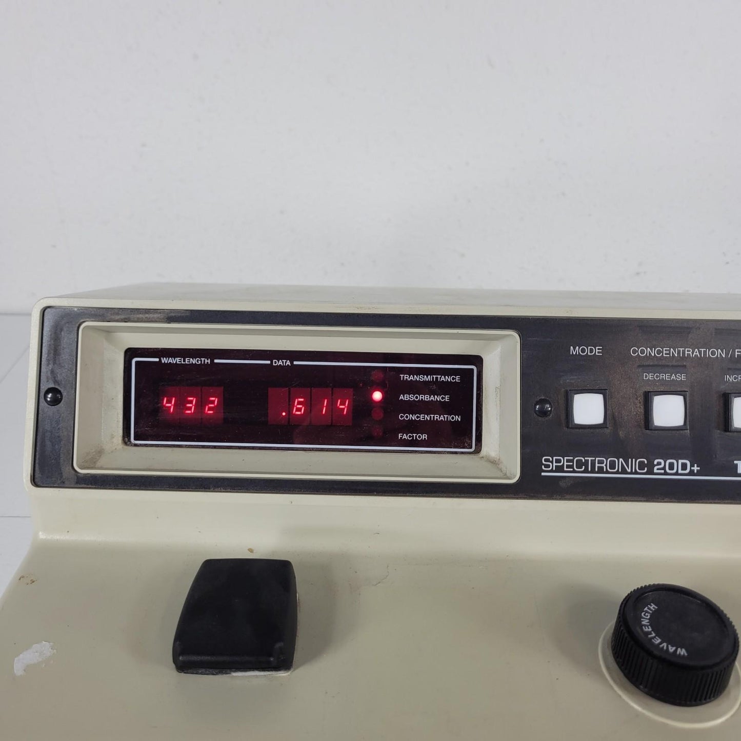 FOR PARTS Thermo Spectronic 333183 20D+ Spectrophotometer Colorimeter
