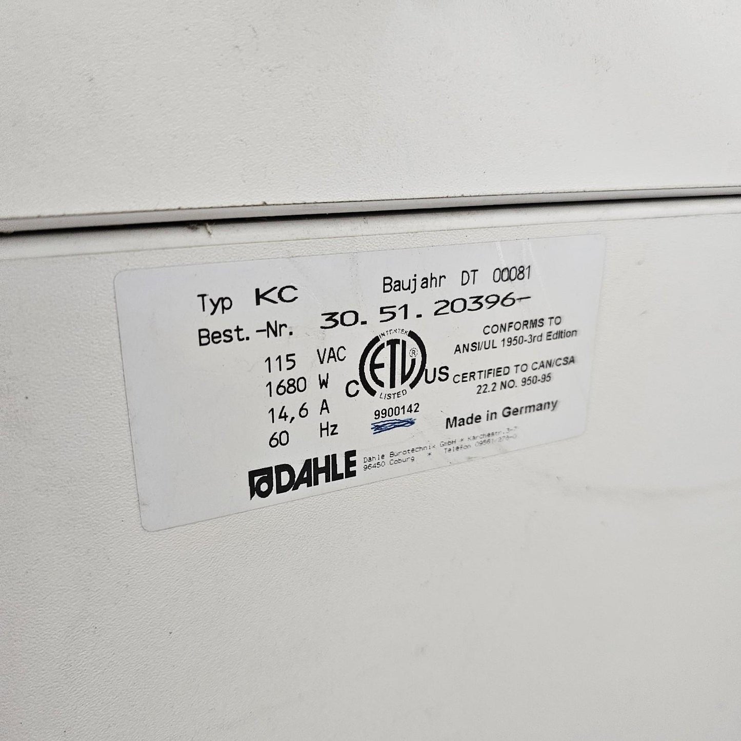Dahle 20396 KC High Capacity Paper Shredder P4 Shredder Paper Safe Security