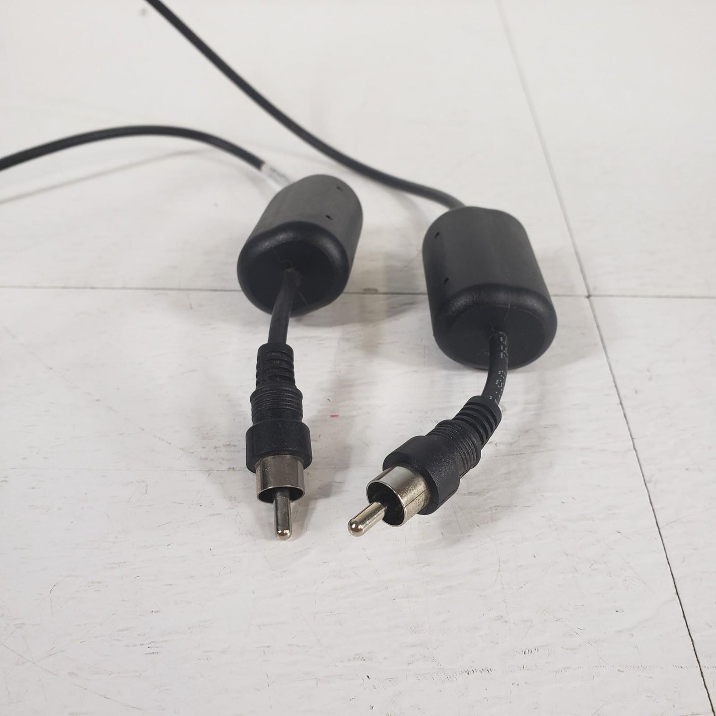 Shimadzu 5210-0259 Rev. C HPLC Aux Cable RCA with Inductor 3.33'
