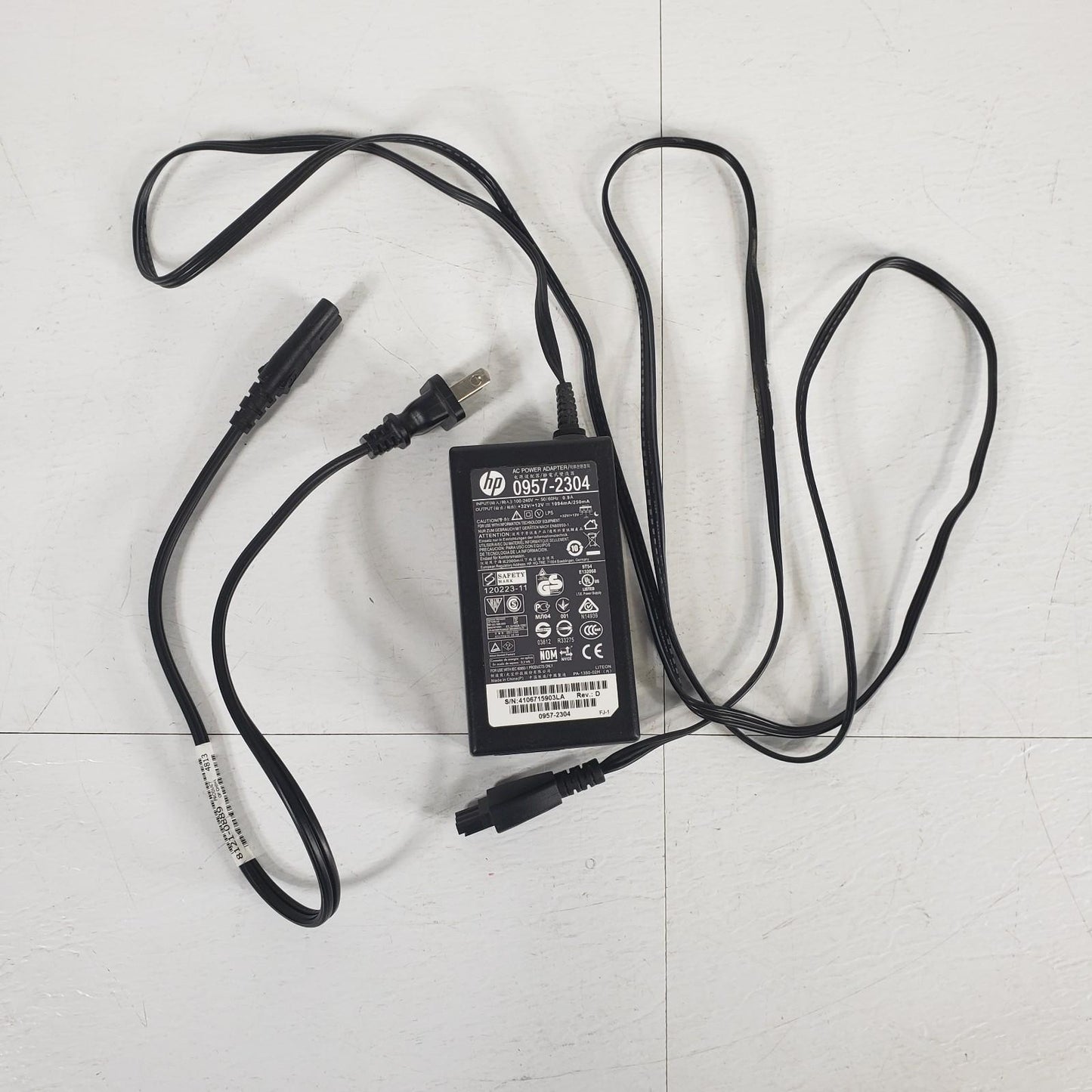 HP Hewlett Packard 0957-2304 AC Power Adapter 8 Ft 32V/12V
