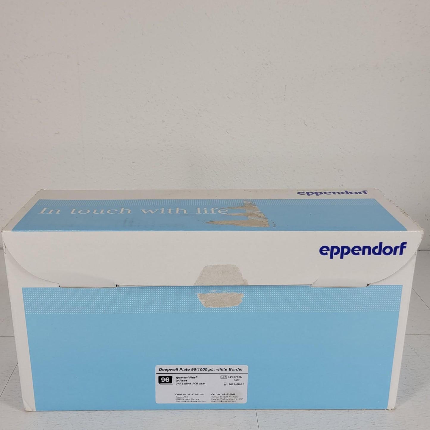Eppendorf 951032808 Deepwell Plate 96/1000 𝜇L White Border DNA LoBind 8 Plates