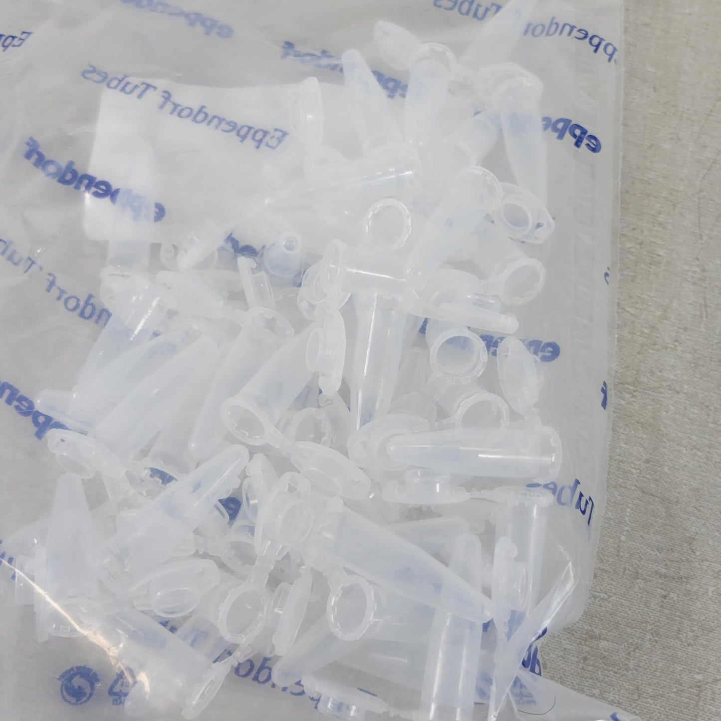Eppendorf 022431081 Protein LoBind Centrifuge Processing Tube 1.5 mL 50 pcs