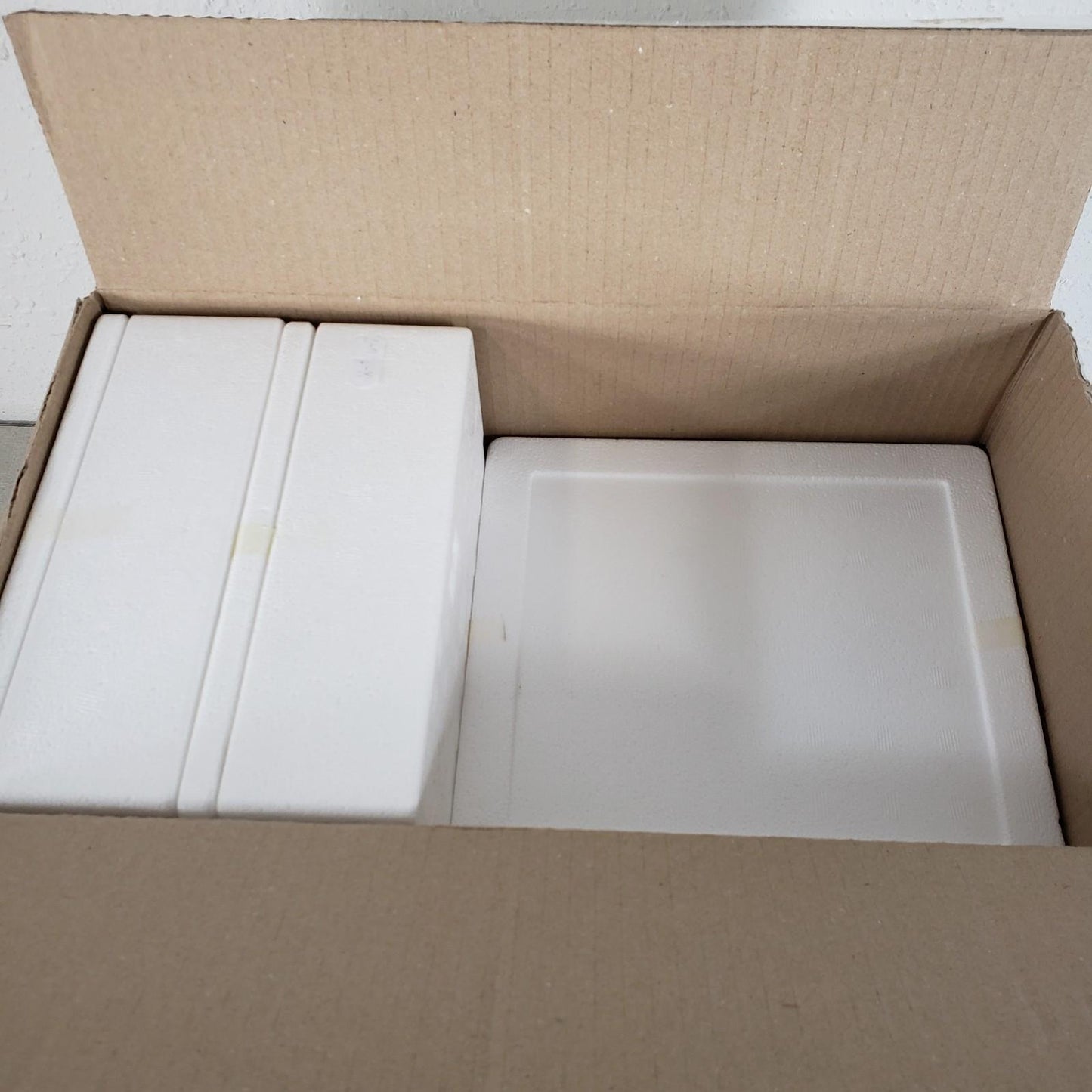 VWR 97000-590 Cuvettes PMMA Semi-Micro 12.5x12.5x45mm Spectrophotometry 330 pcs