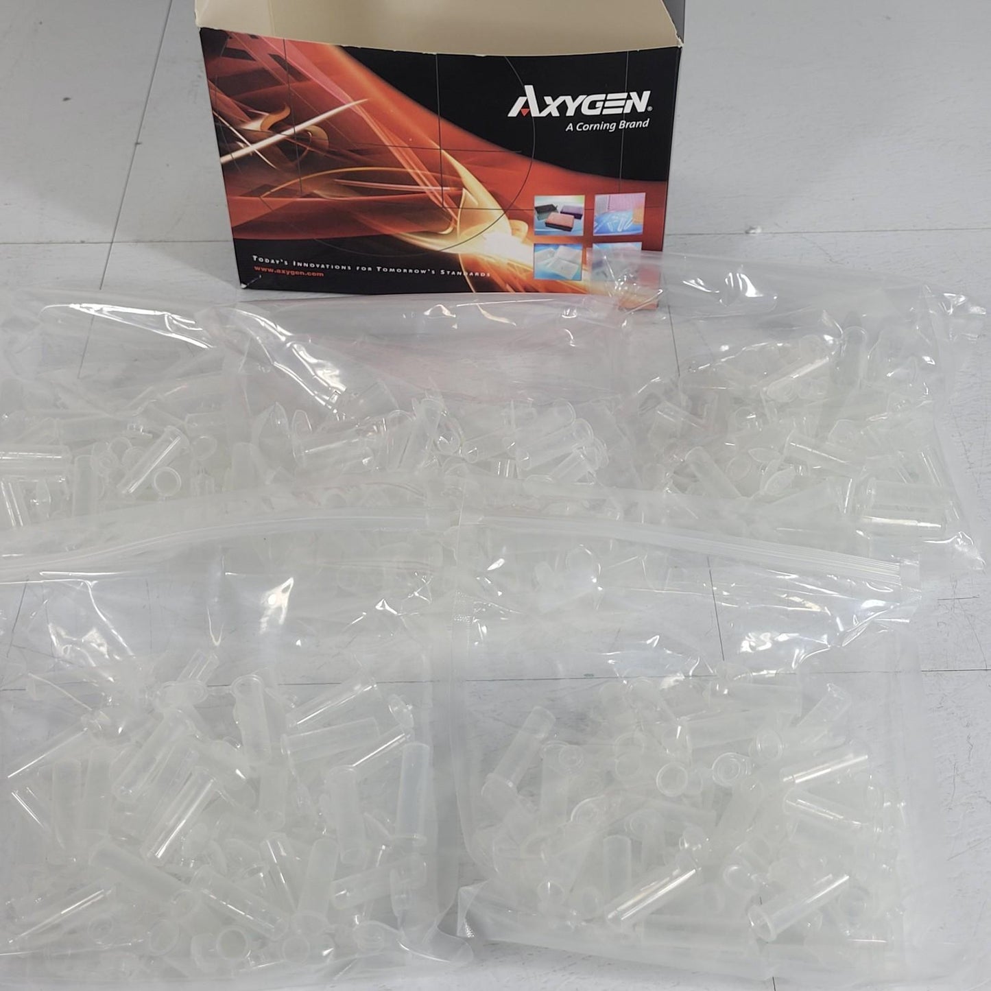 Axygen MCT-200-C-S 2.0mL Microtubes Clear Homo-polymer Boil-Proof 5 Bags Of 50