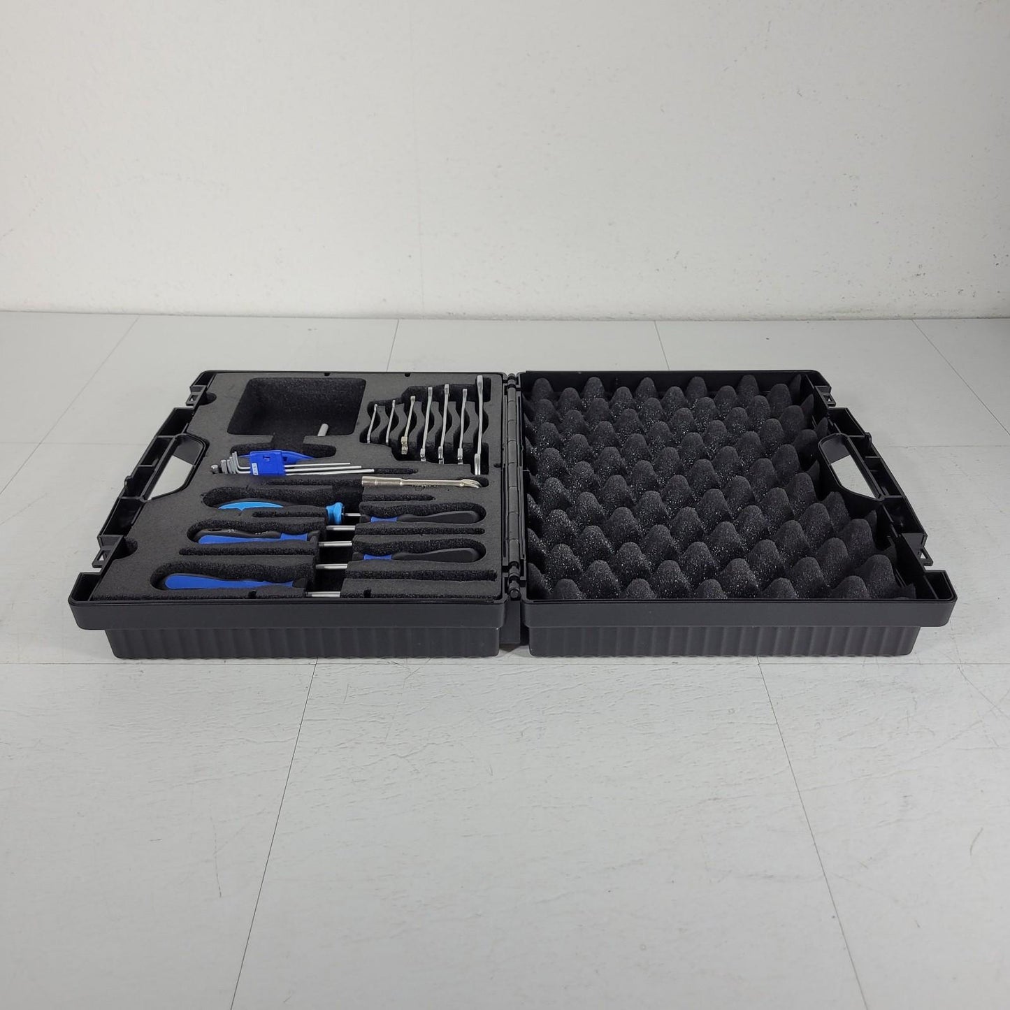 Agilent Technologies G7120-68708 InfinityLab System Toolkit for LC Instruments