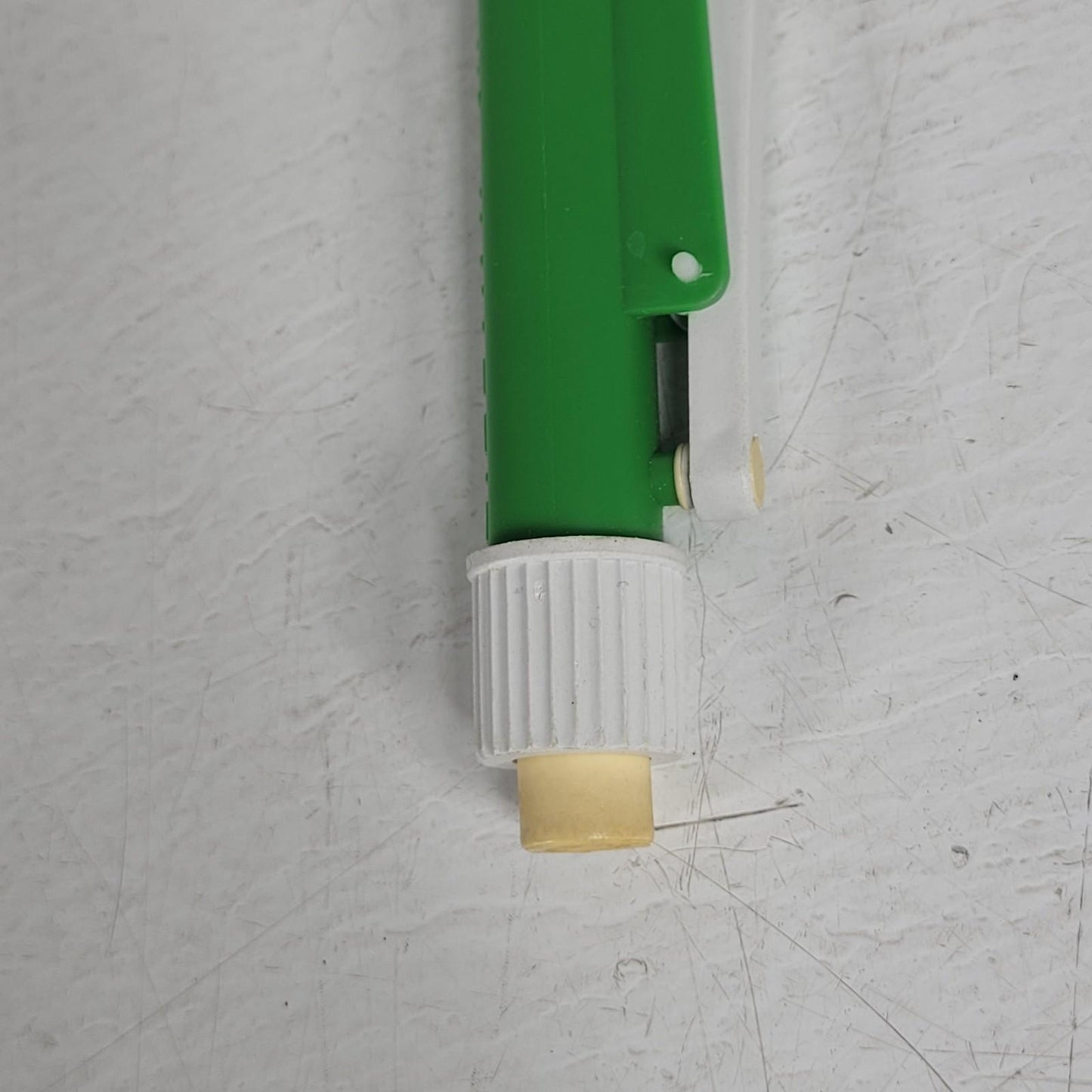 Bel-Art Green Manual Pipette Pumps Pipet Fast Release