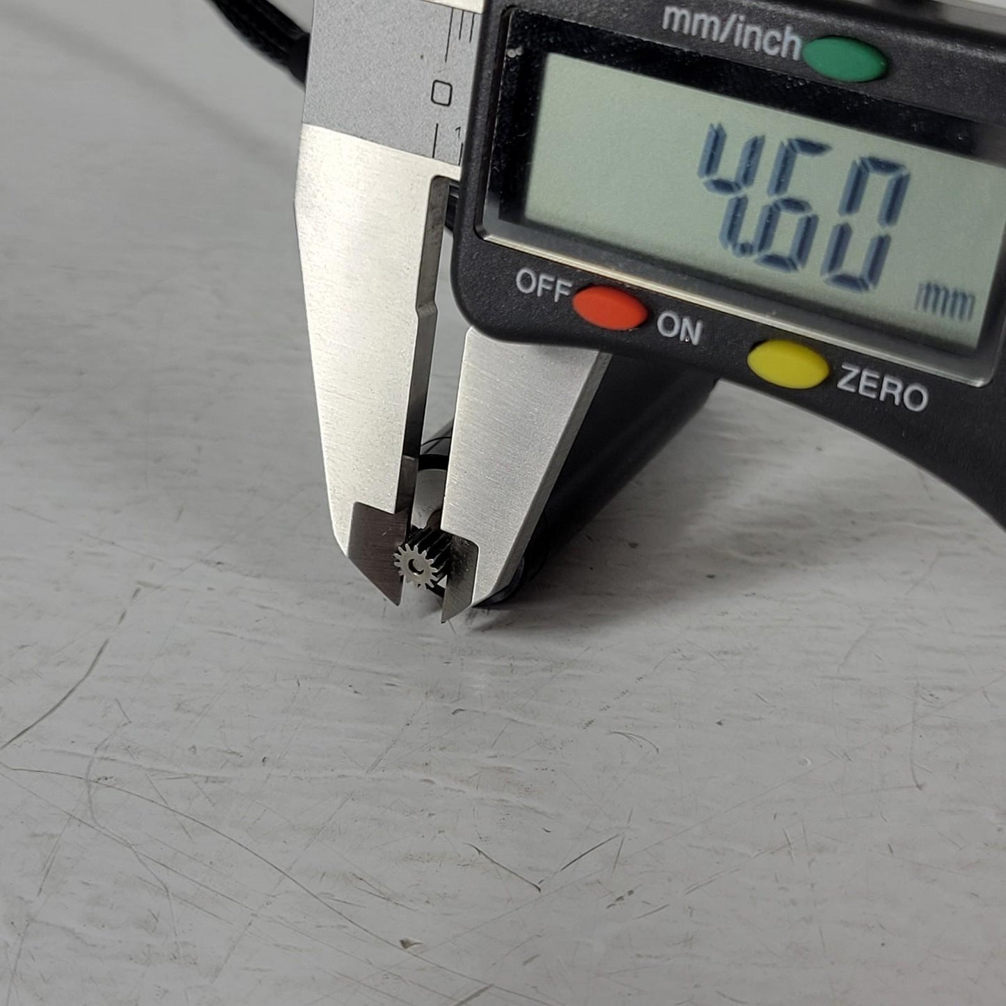 Maxon 30017476.00 317207 High Precision Servo Motor Micro 8 Pin Gear Round Shaft
