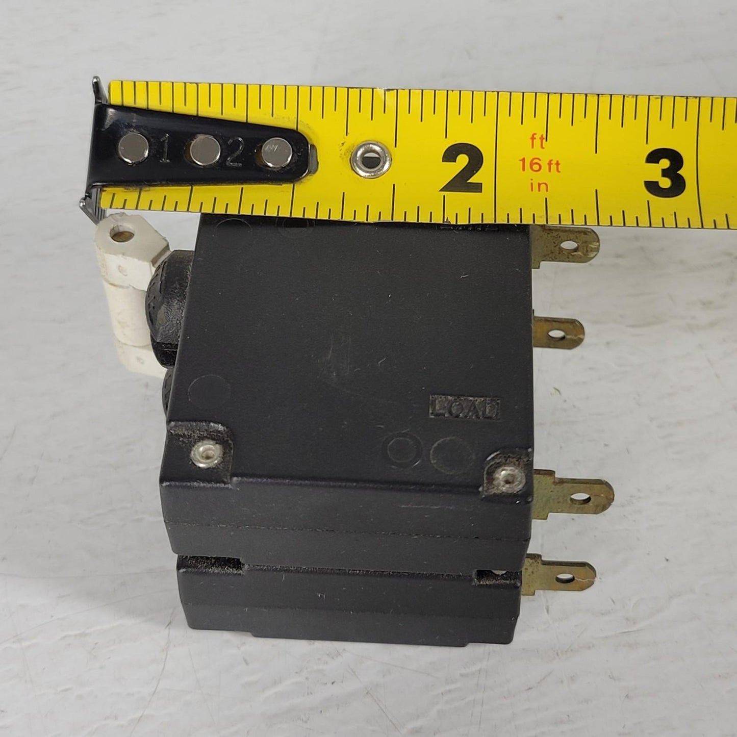 Potter & Brumfield W68-X2Q12-12 2-Pole 12-Amp Breaker Panel Mount Spade Terminal