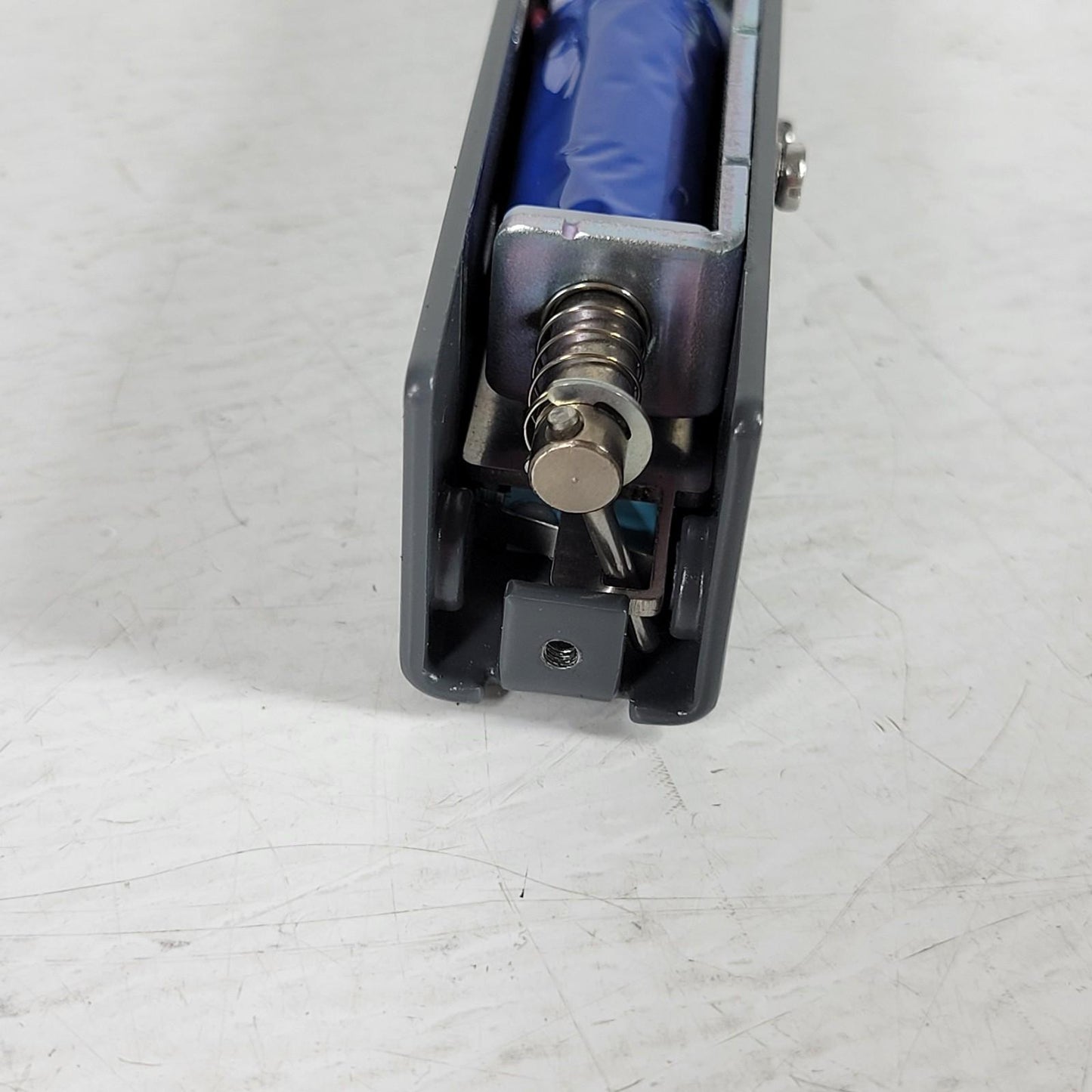 Magnetic Interlock Safety Switch PLC TDS-06UB Solenoid Latch Microswitch and Key