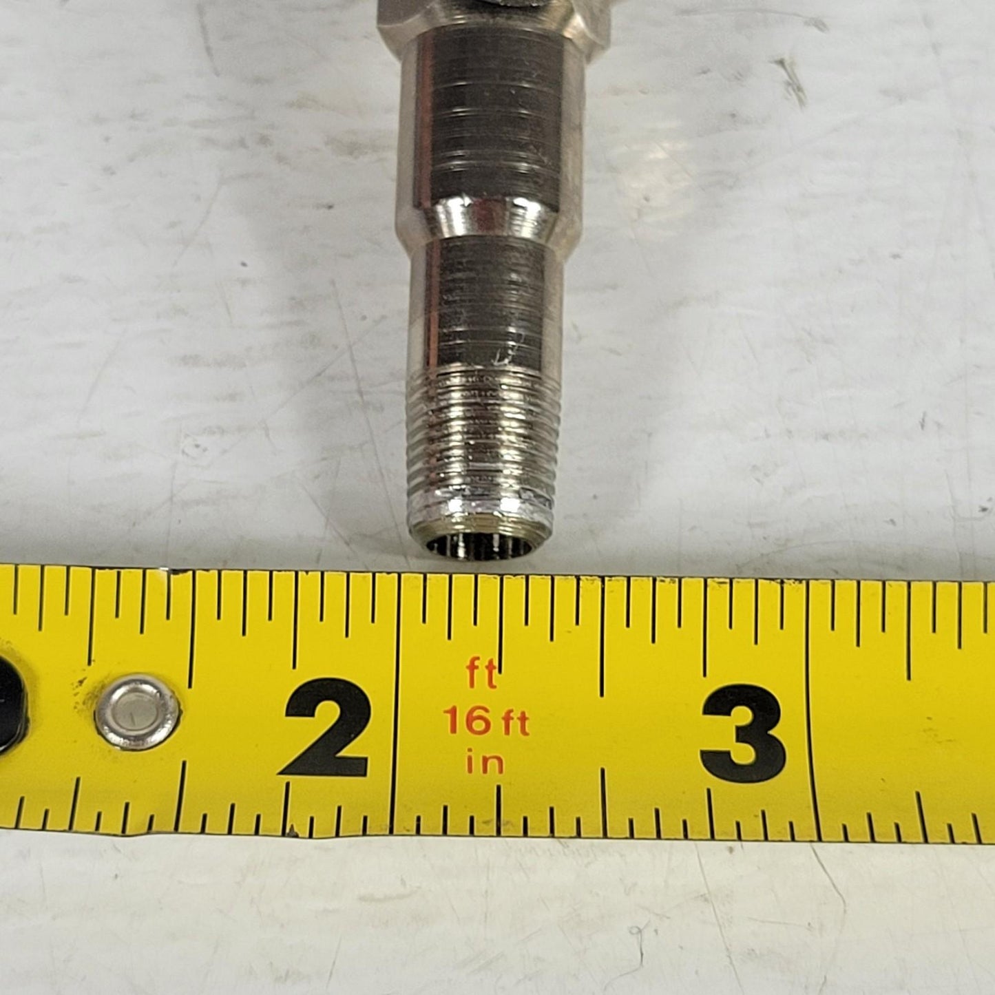 Varian Type 0531 TC Thermocouple Vacuum Gauge 1/4" NPT Vacuum 4-Pin Connector