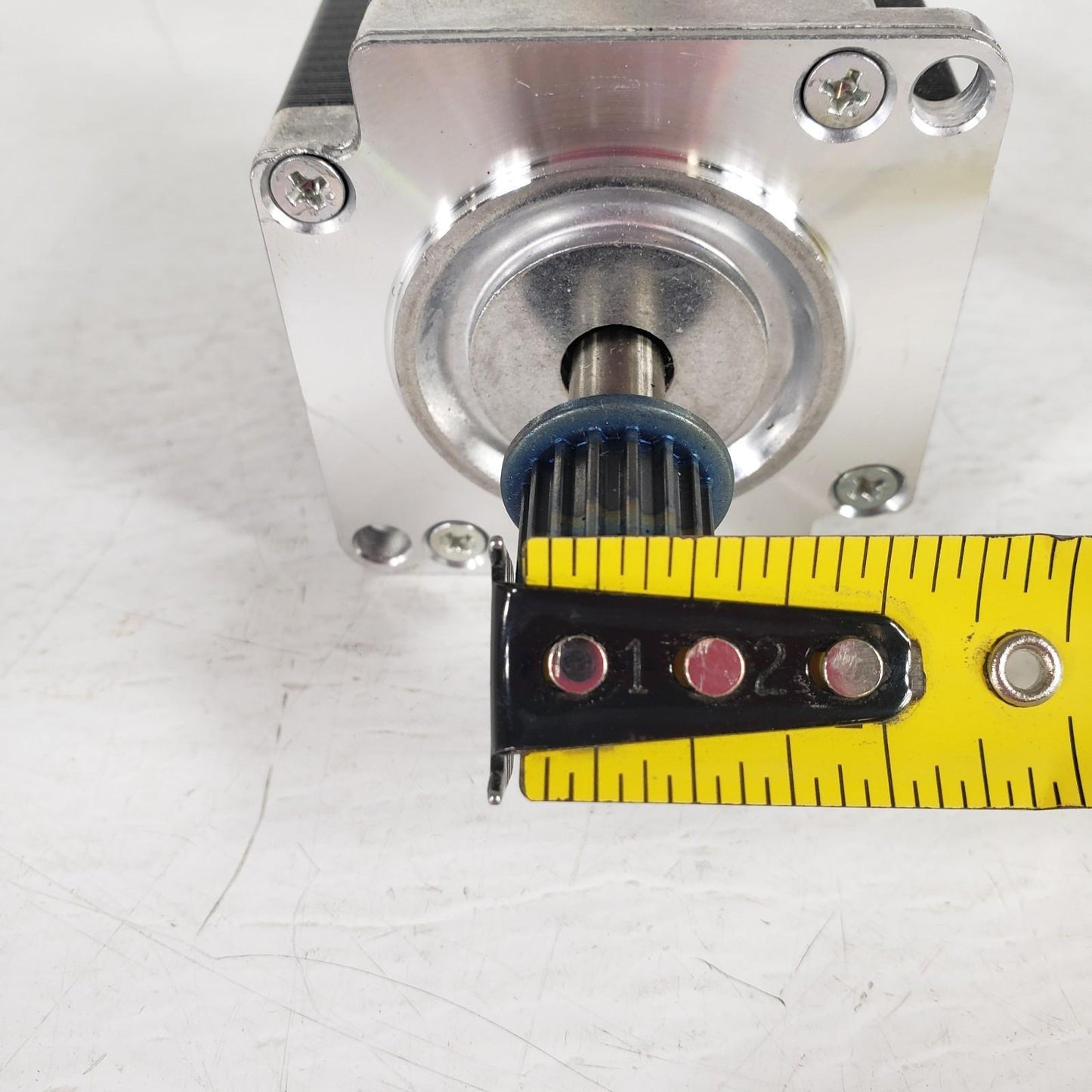 Minebea Astrosyn Stepper Motor 23KM-K036-P8V T5526-02 6 Pin Wire Round Shaft