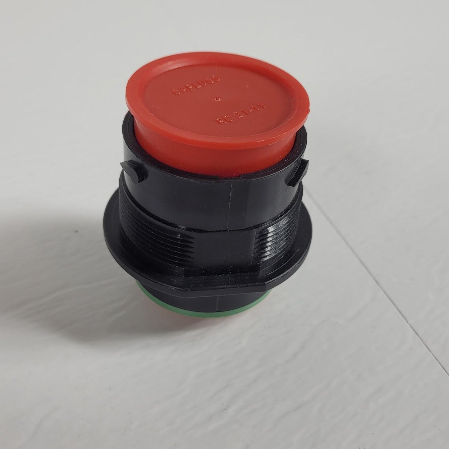 Deutsch Connector HDP24-24-7PN-C038 Automotive Housing Terminal 12 24 48 V