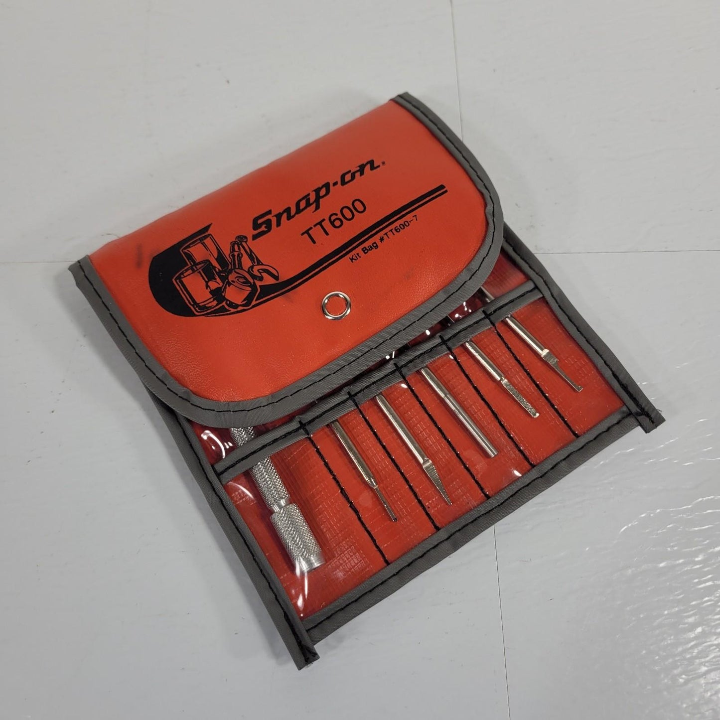 SNAP-ON TT600 6 Piece Automotive Tool Kit Bag #TT600-7