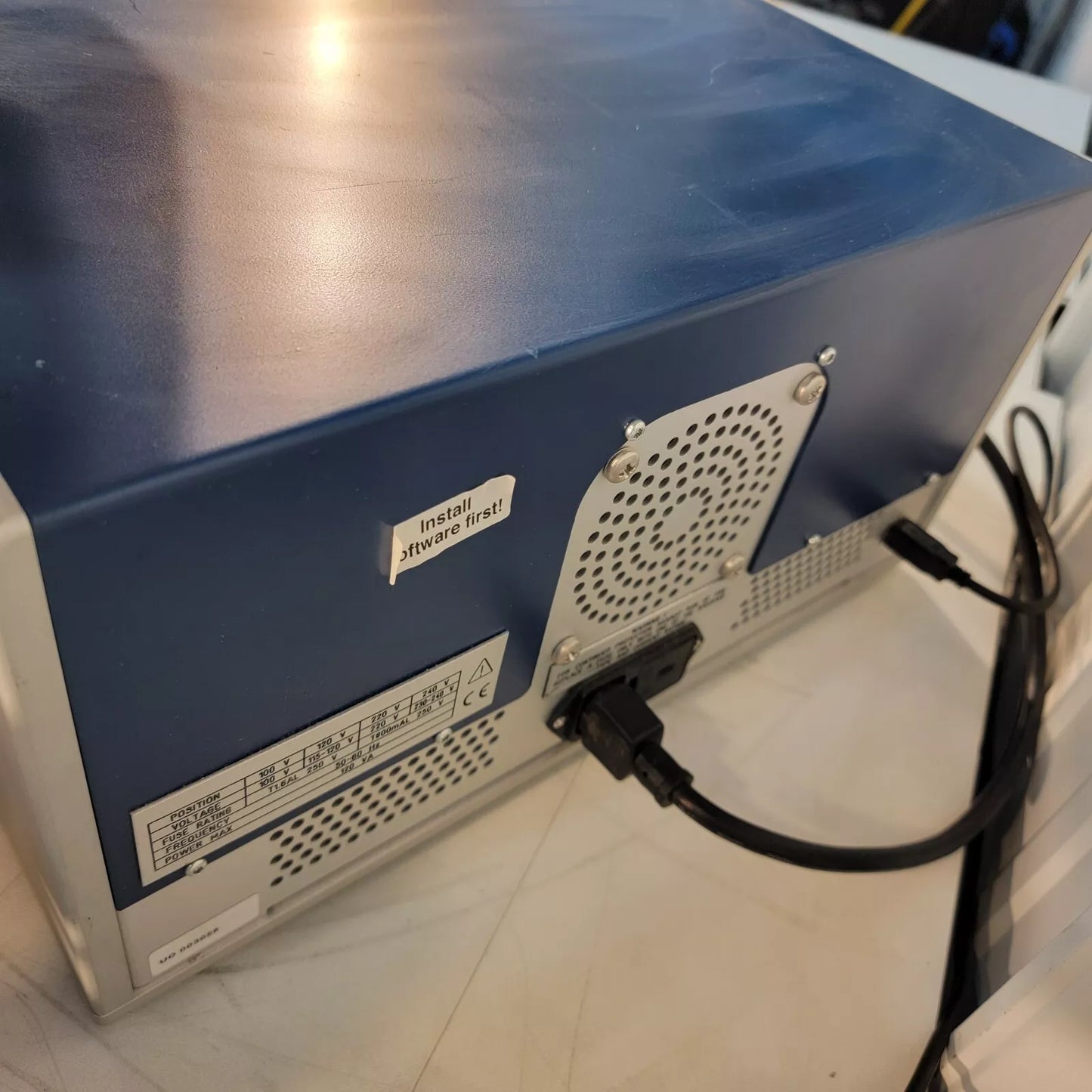 Biolin Q-Sense E4 Quartz Crystal Microbalance QCM Surface Molecular Analysis