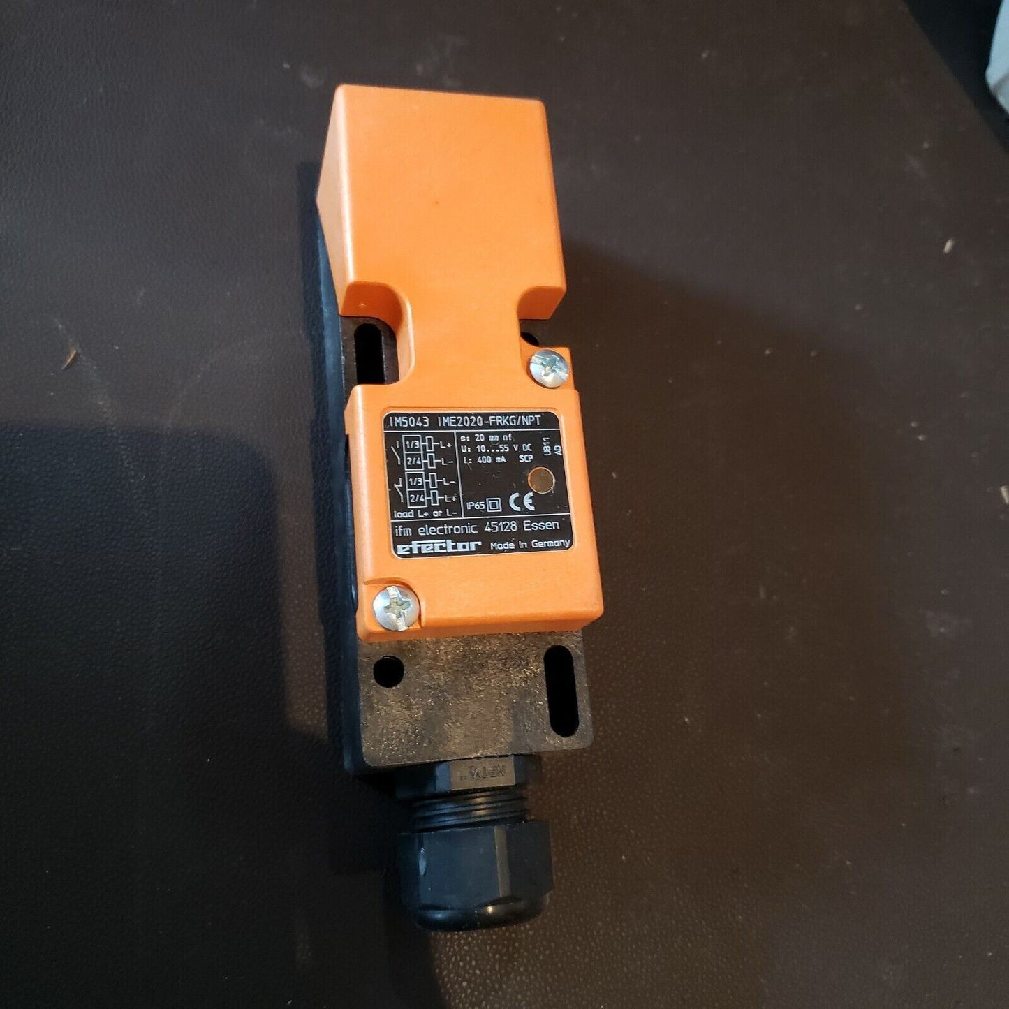 Efector IM5043 IME2020-FRKG/NPT Inductive IFM