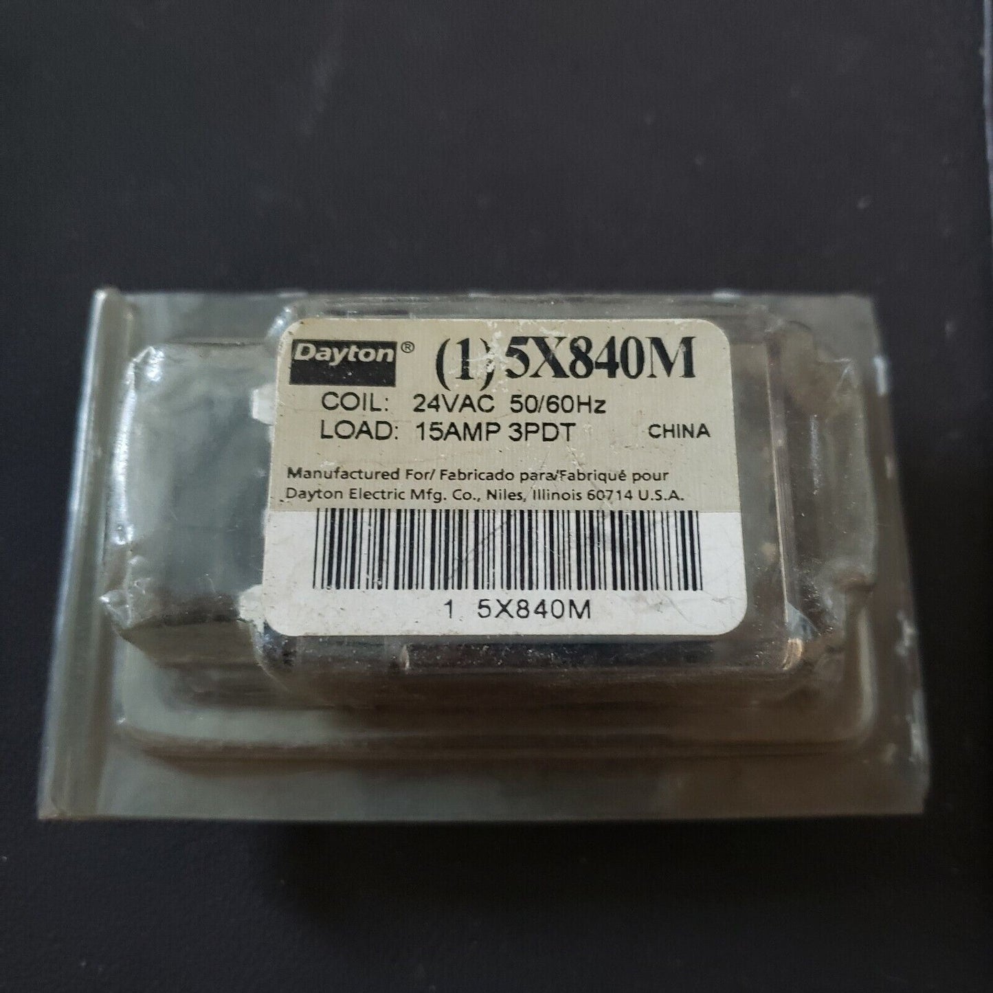 Dayton 5X840M Square Relay 24 VAC 15 Amp