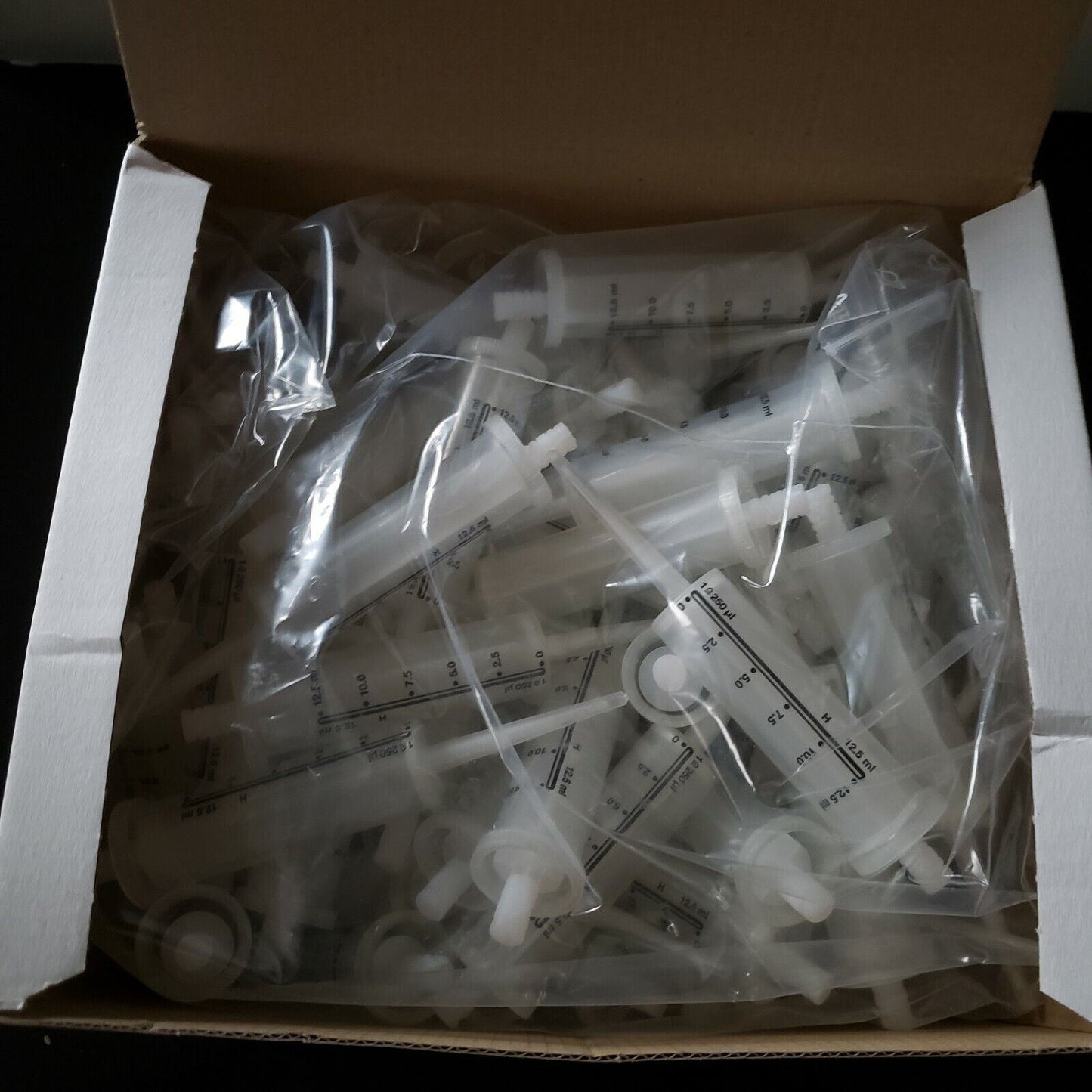 VWR 40000-008 12.5uL Disposable Dispensor Syringes Non-Sterile 100/Case