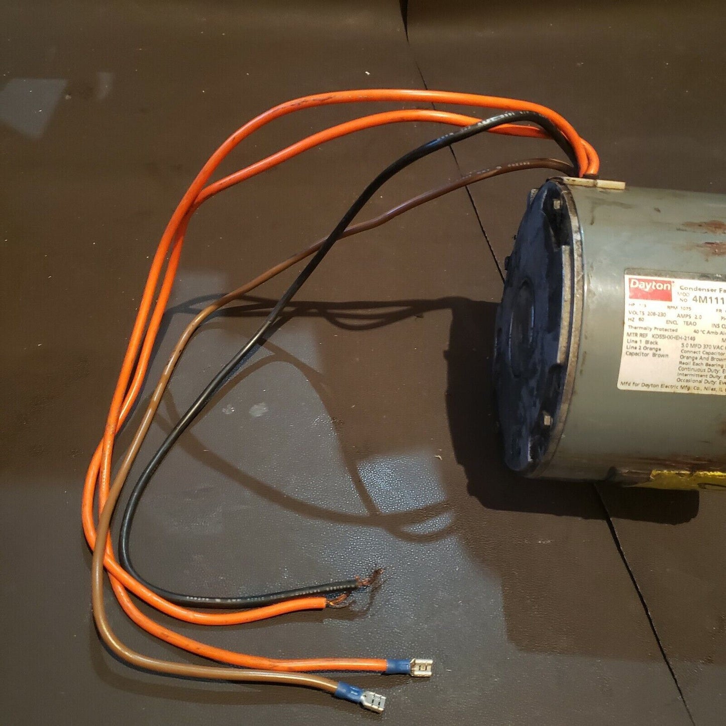 DAYTON 4M111 Condenser Fan Motor 1/3HP 1075rpm 60Hz 208-230v FR48YZ