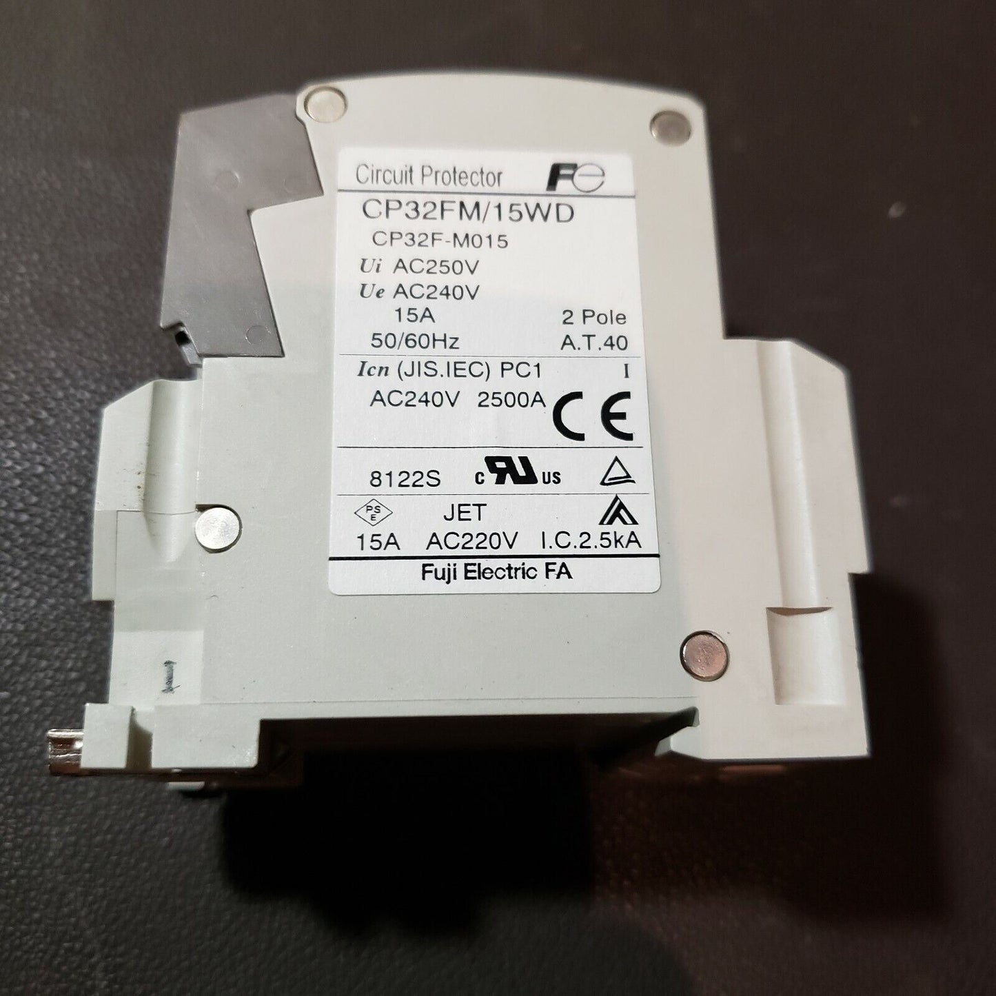 FUJI Electric CP32FM/15WD Circuit Protector CP32FM15WD
